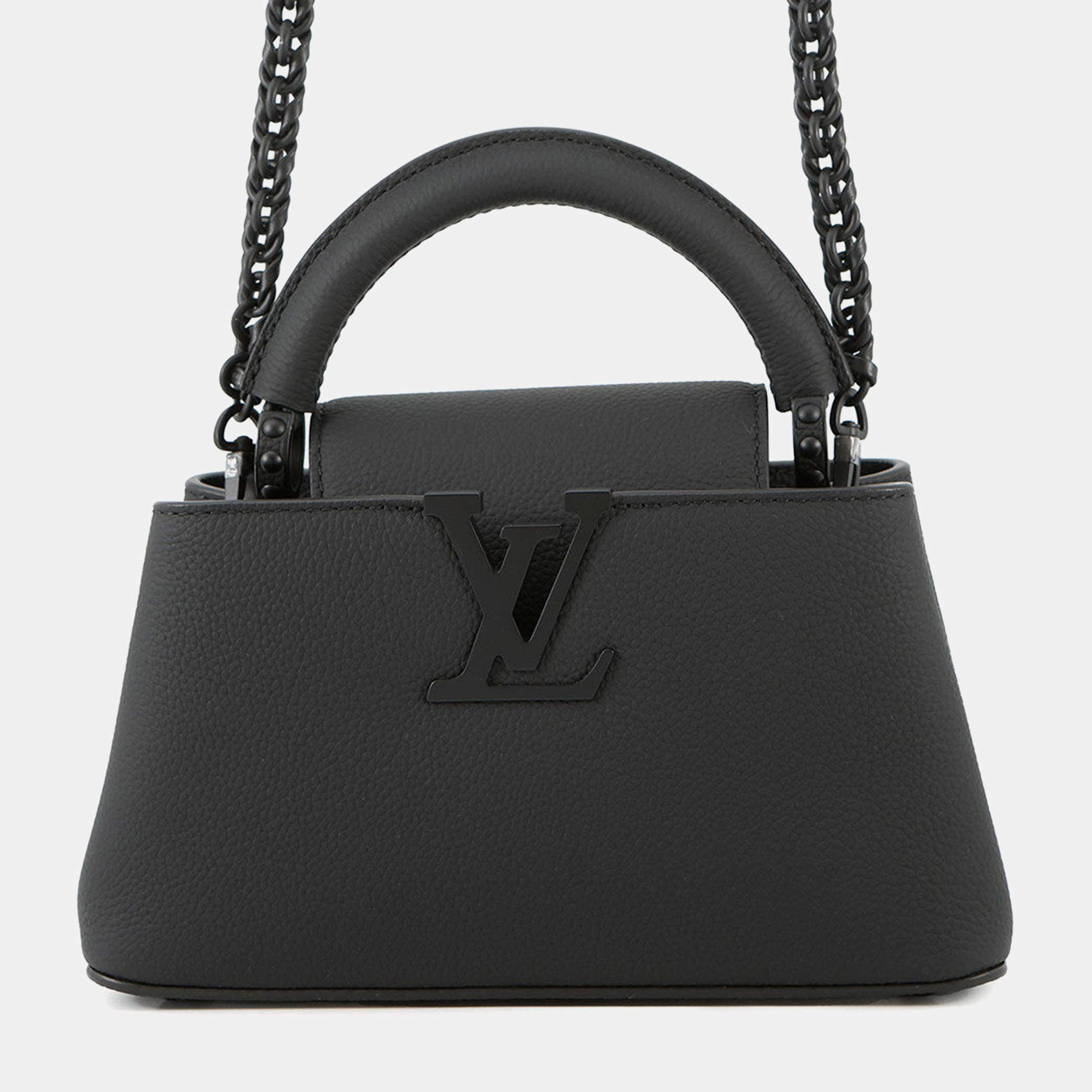 Pre Owned Louis Vuitton Capucines Ew Noir Taurillon Leather Size Mini