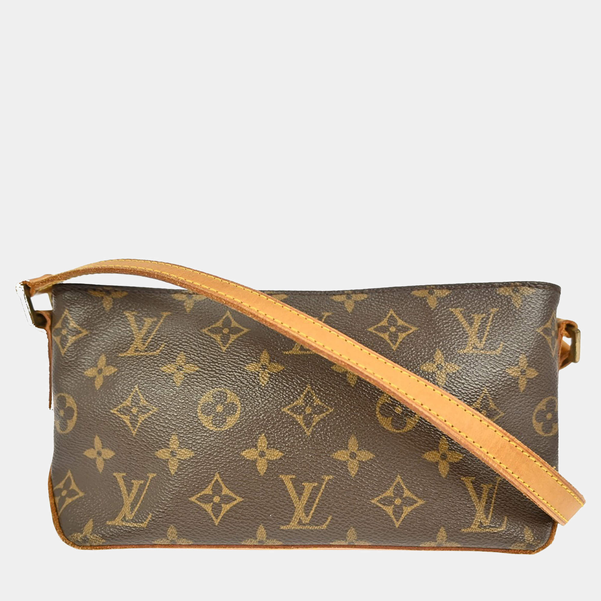 مملوكة مسبقًا Louis Vuitton Trotteur Crossbody Bag Monogram