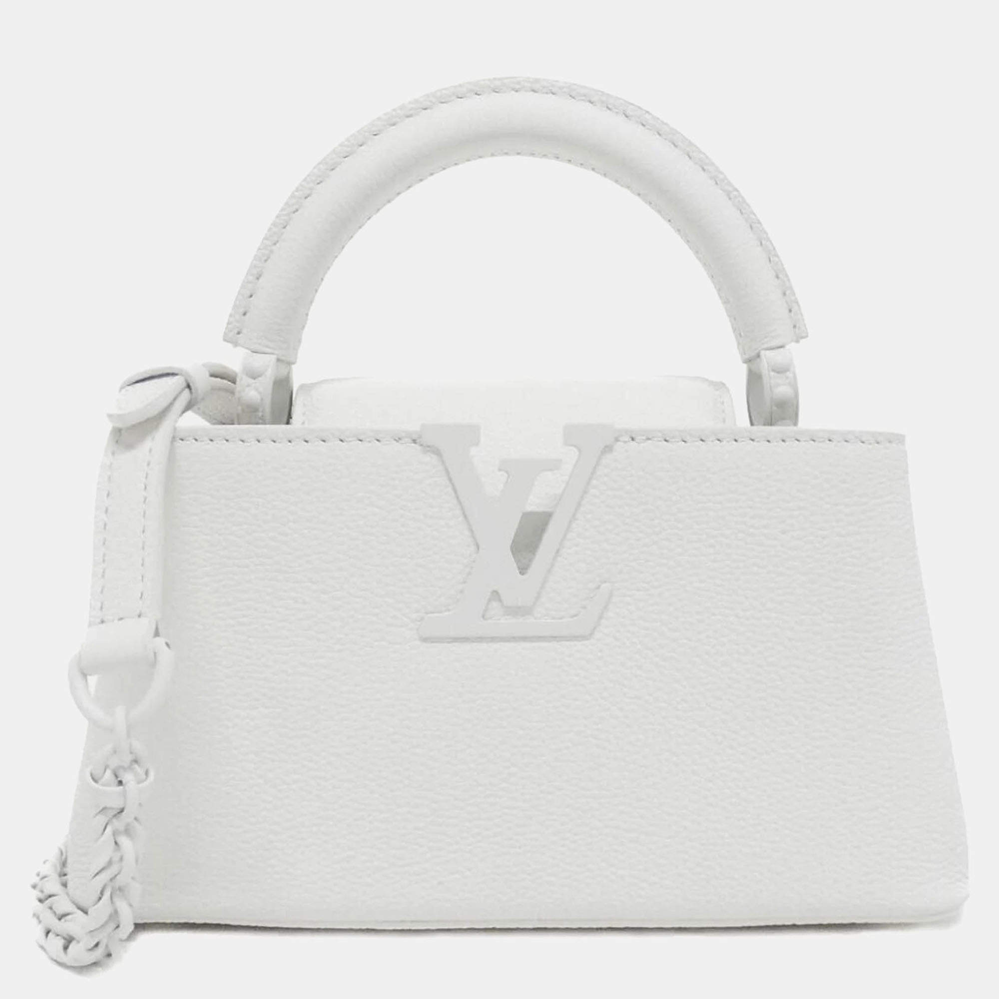 مملوكة مسبقًا حقيبة لويس فيتون كابوسينس إي دبليو ميني