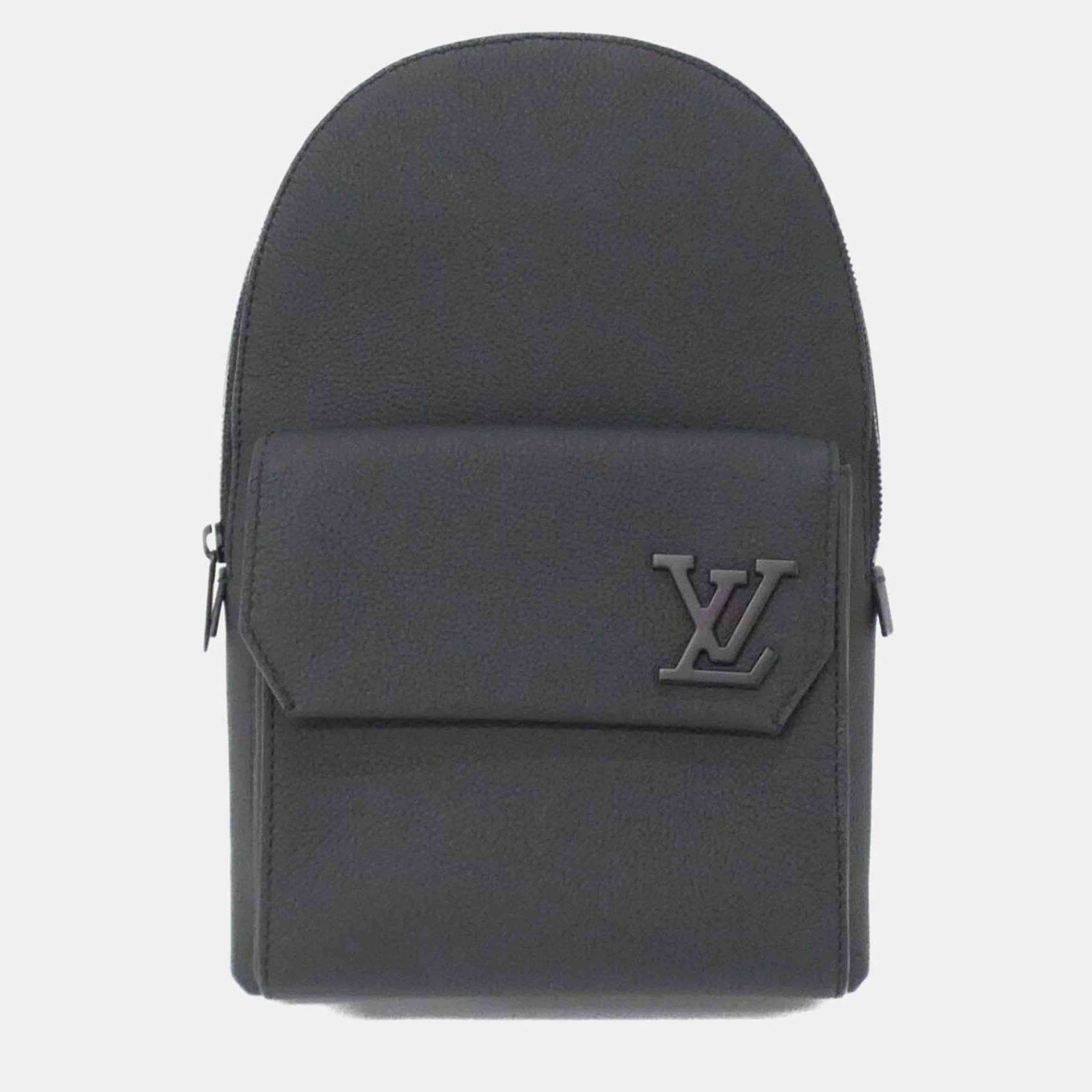 مملوكة مسبقًا Louis Vuitton Lv Aerogram Pilot Sling Bag