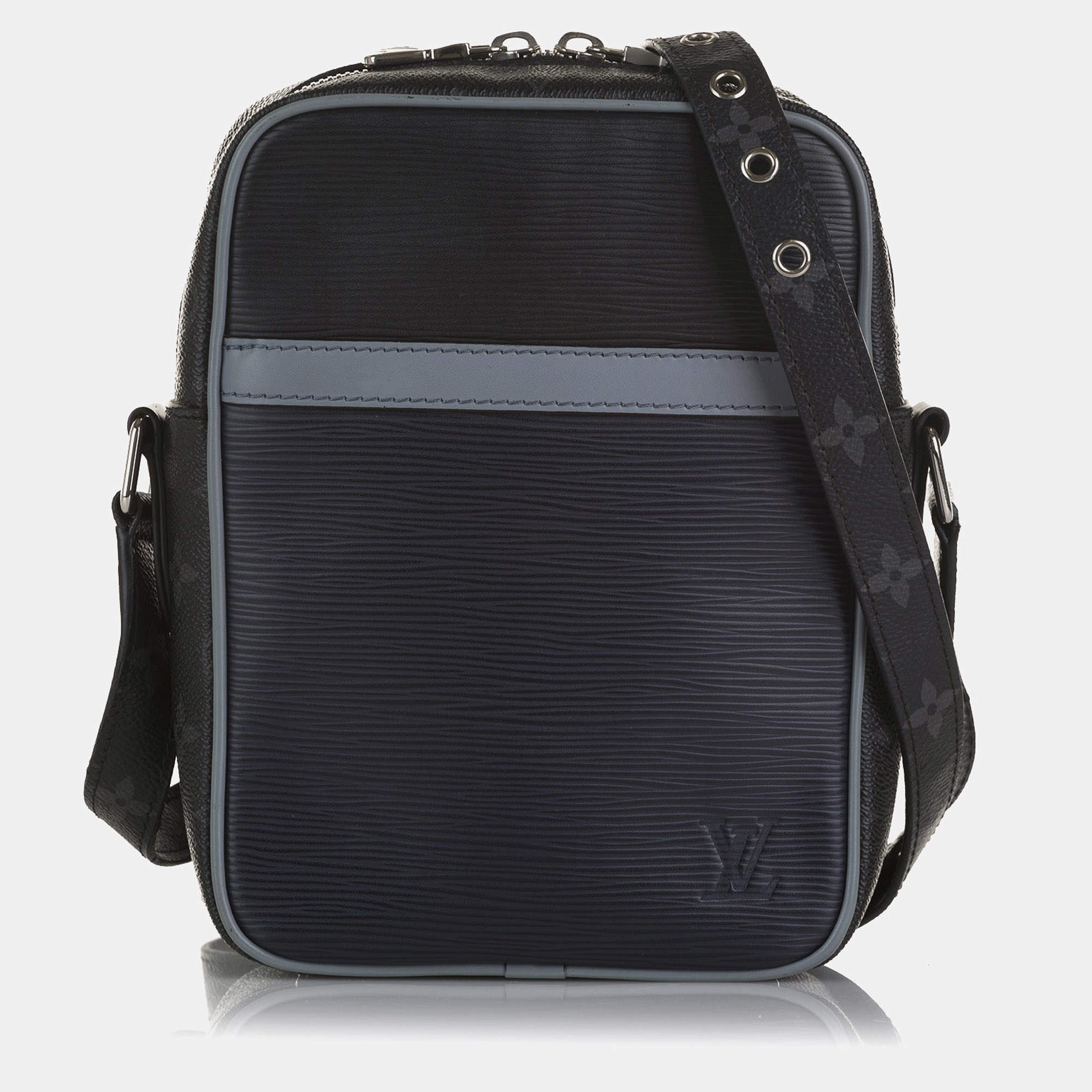 Pre Owned حقيبة لويس فيتون دانوب الأزرق Epi مونوجرام بي إم