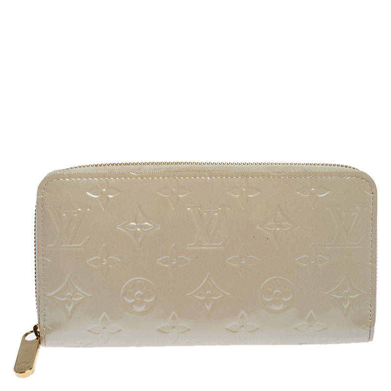 Louis Vuitton Beige Monogram Vernis Zippy Wallet