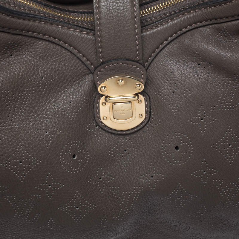 Louis Vuitton, Bags, Louis Vuitton Gris Elephant Mahina Xs