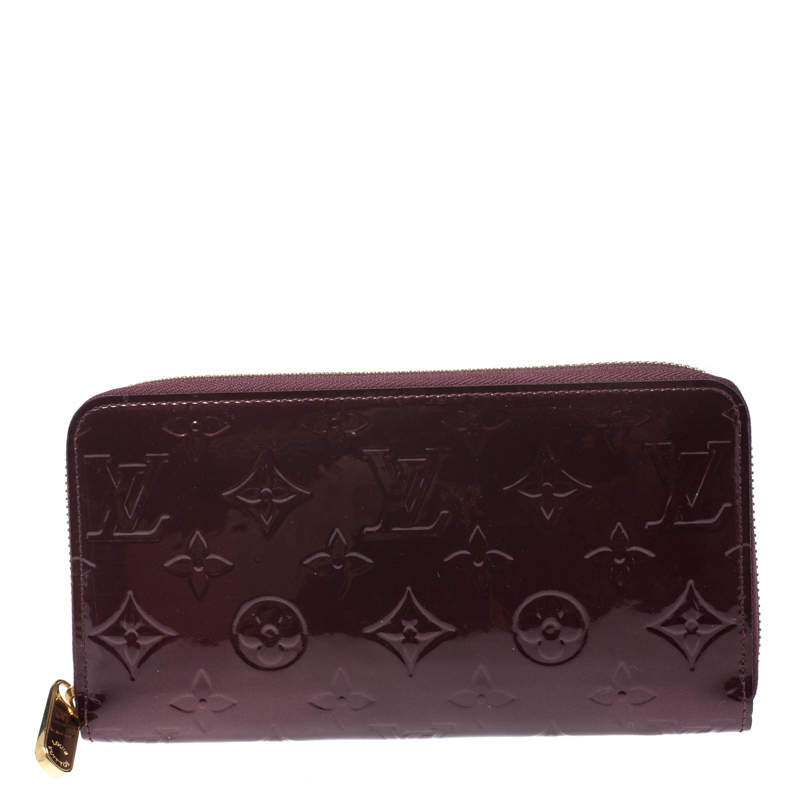 مملوكة مسبقًا Louis Vuitton Rouge Fauviste Monogram Vernis Zippy Wallet