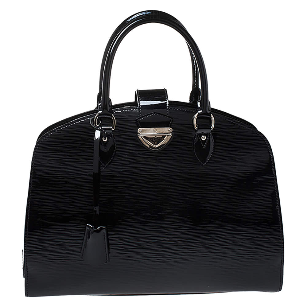 مملوكة مسبقًا Louis Vuitton Black Electric Epi Leather Pont Neuf GM Bag