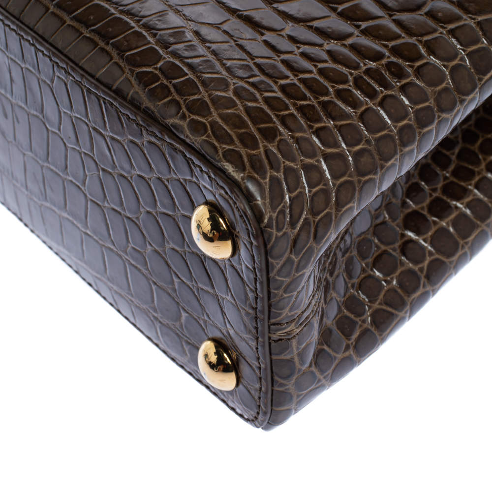 Louis Vuitton Matte Beige Crocodile Capucines Tote Bag at 1stDibs