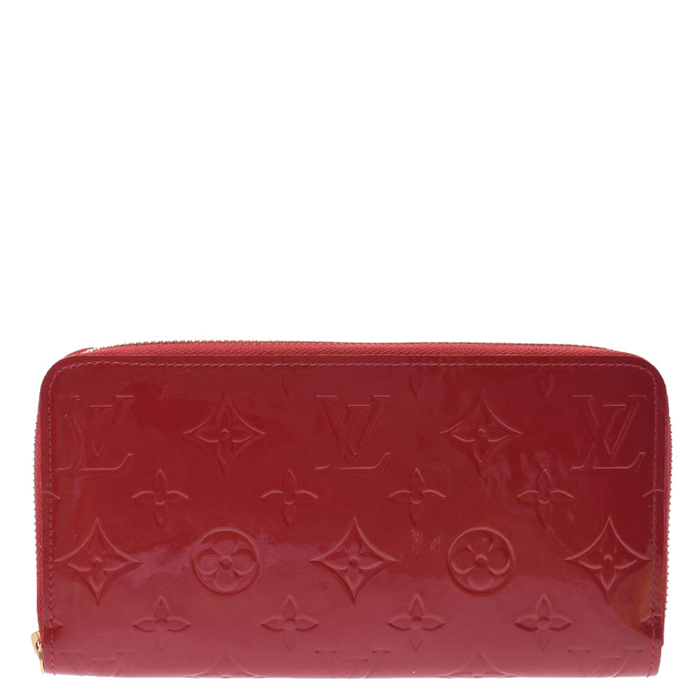 Pre Owned Louis Vuitton Red Monogram Vernis Zippy Wallet