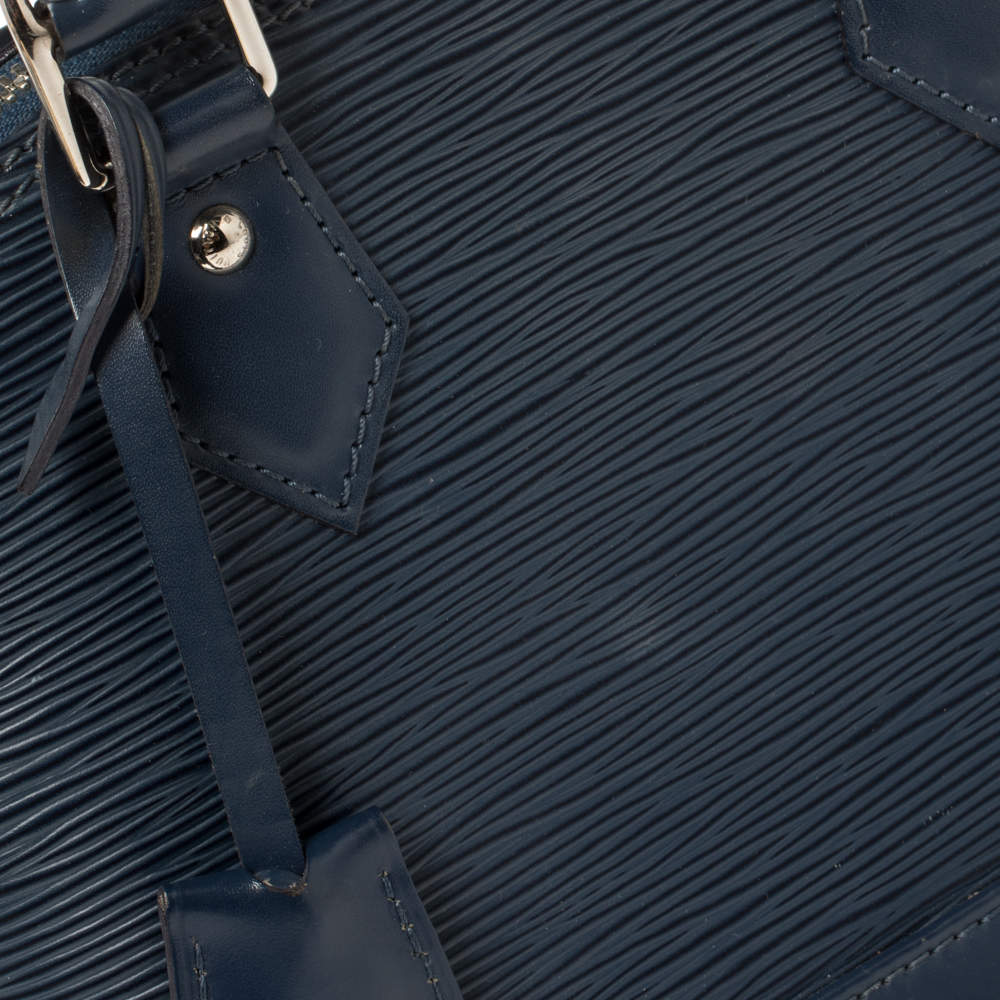 Alma bb leather handbag Louis Vuitton Blue in Leather - 24841383