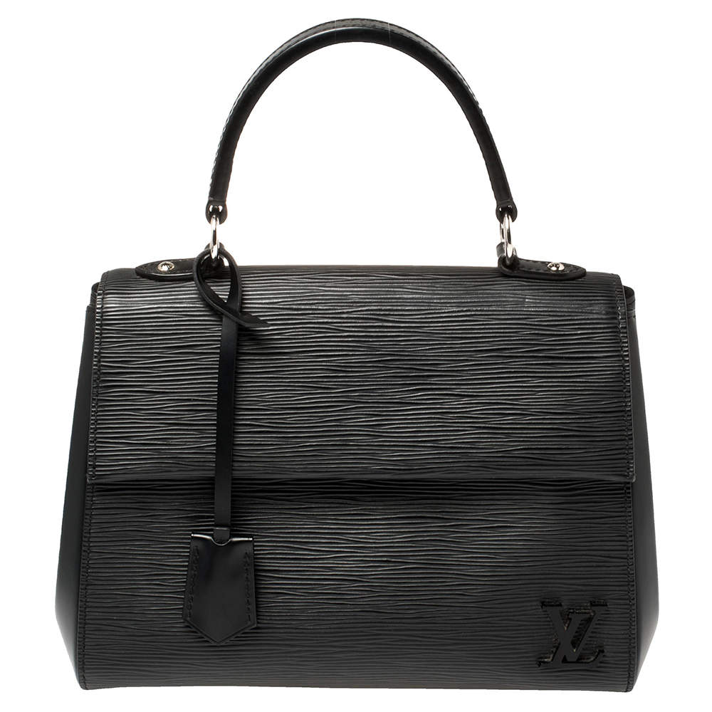 مملوكة مسبقًا Louis Vuitton Black Epi Leather Cluny BB Shoulder Bag