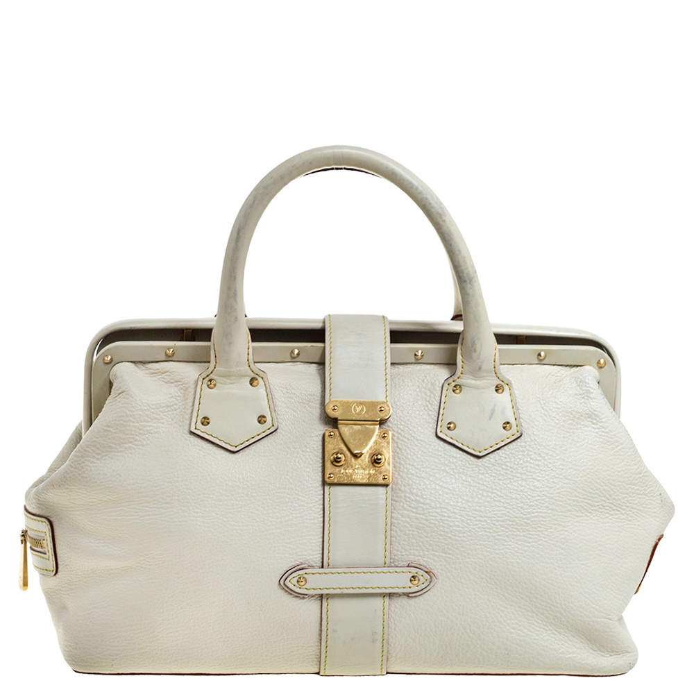 مملوكة مسبقًا Louis Vuitton White Suhali Leather Lingenieux PM Bag