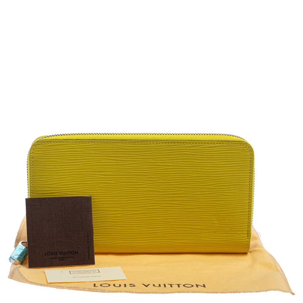 Louis Vuitton Zippy Coin Purse, Epi Leather Pistache Yellow