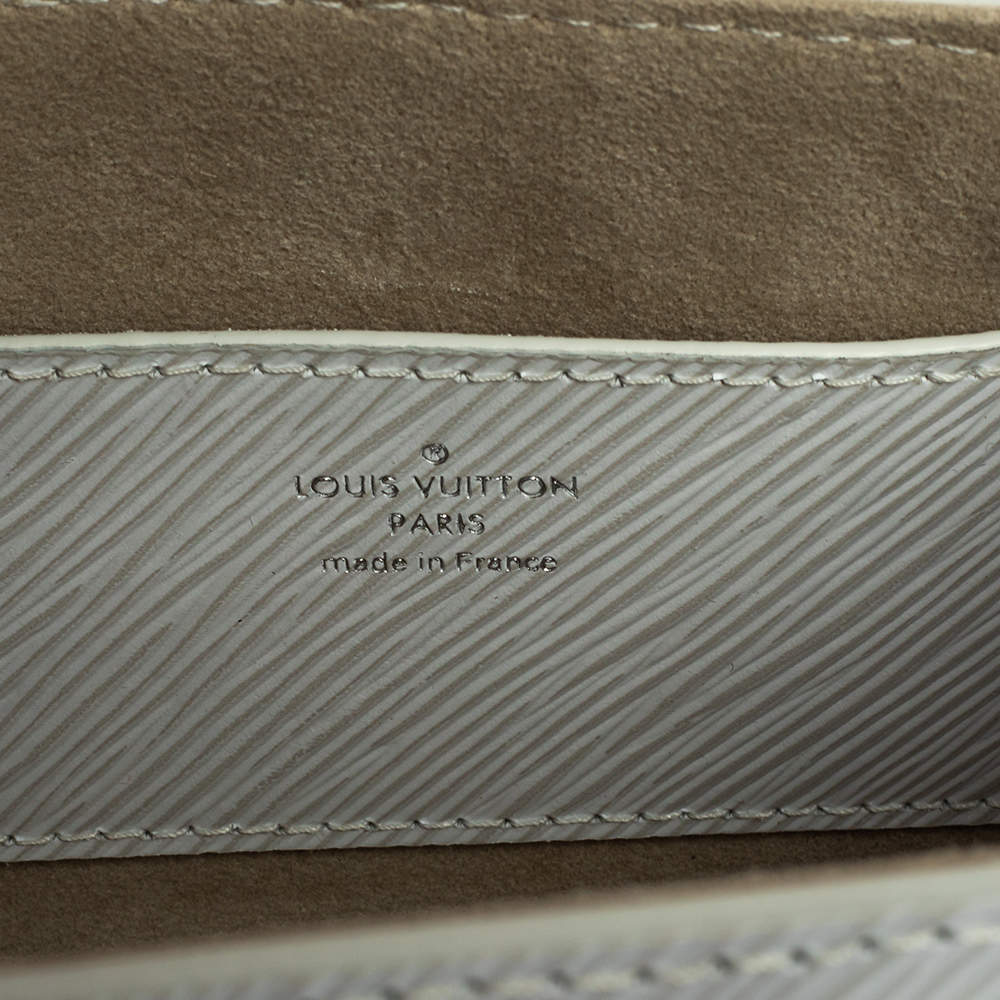 Louis Vuitton Twist PM Bag White Epi Leather New In Box at 1stDibs  lv  twist white, louis vuitton white twist bag, louis vuitton twist pm white
