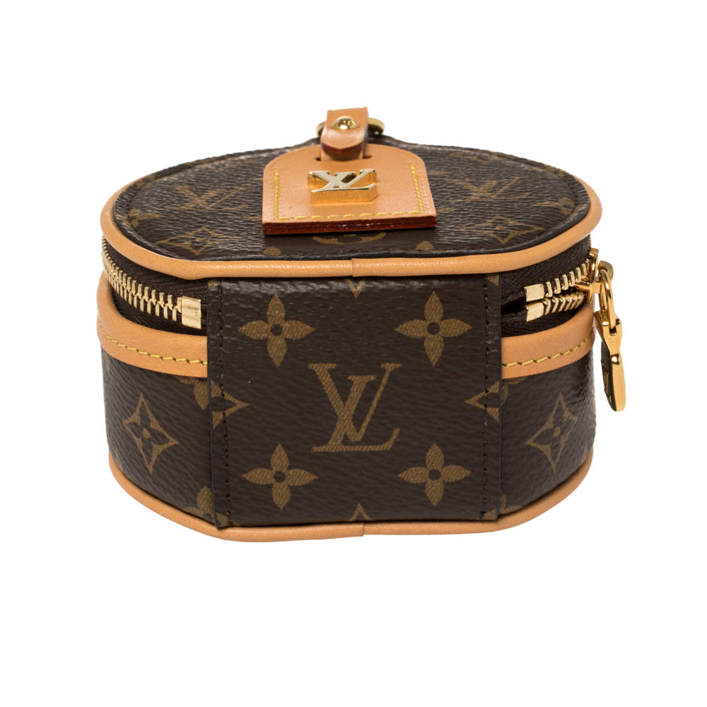 FWRD Renew Louis Vuitton Boite Chapeau Monogram Necklace Bag in Brown
