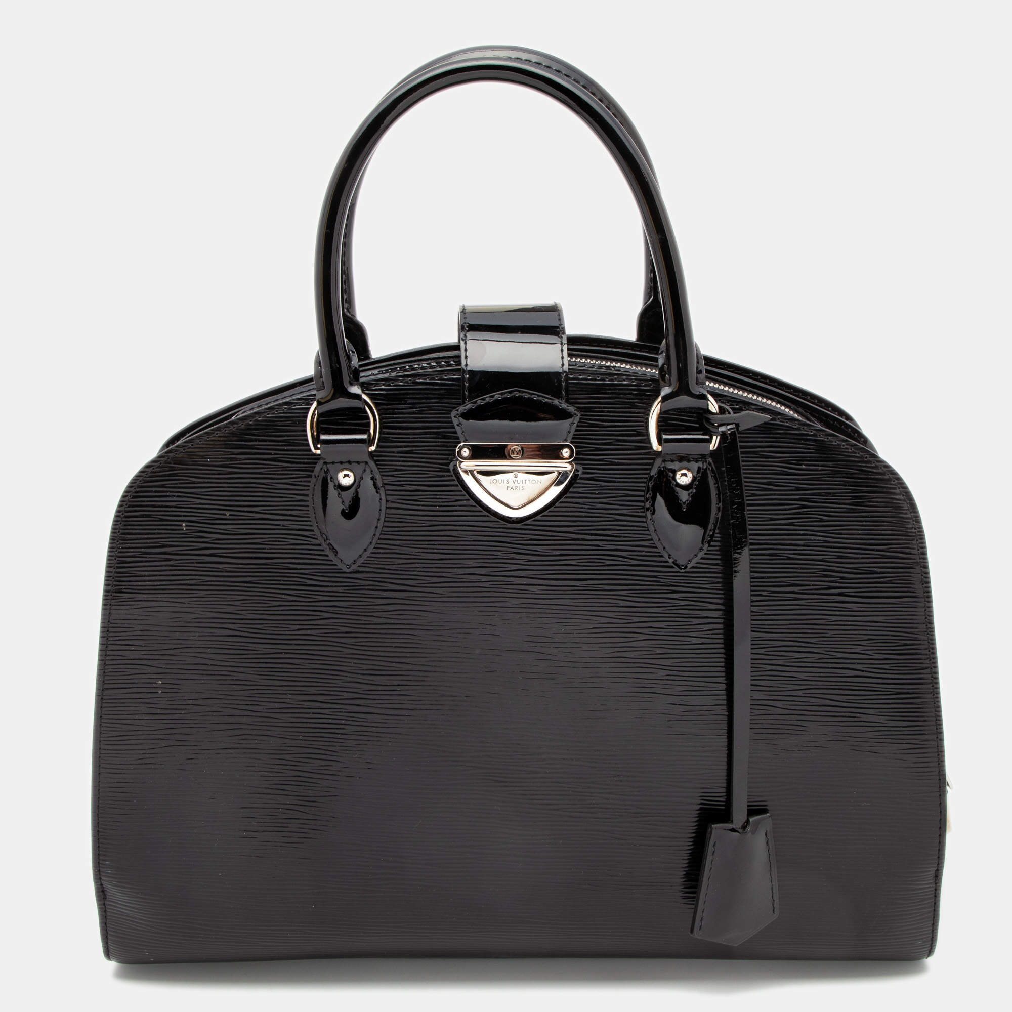 مملوكة مسبقًا حقيبة لوي فيتون بون نوف  جلد إيبي أسود اليكتريك GM 