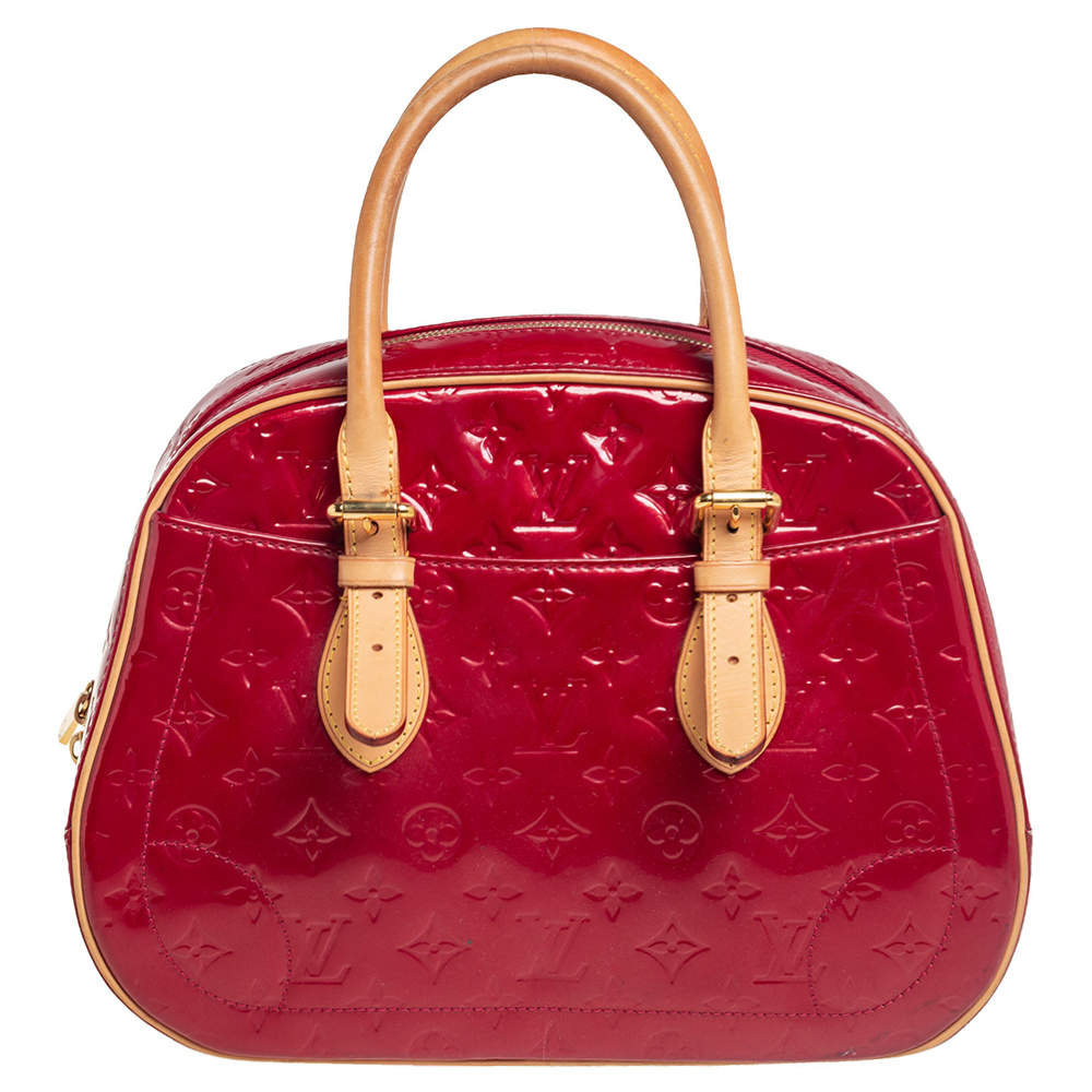 مملوكة مسبقًا حقيبة لوي فيتون سوميت دريف جلد لامع أحمر  