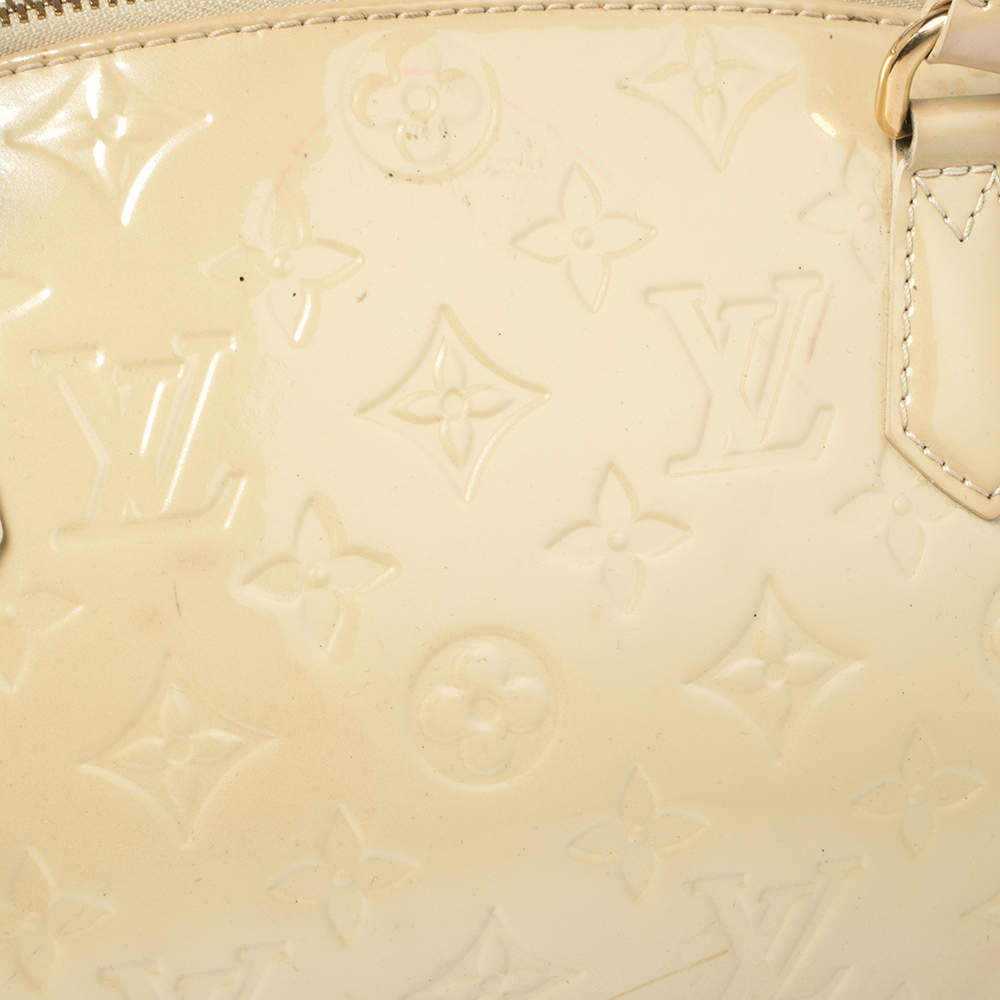 Louis Vuitton Blanc Corail Monogram Vernis Sherwood PM Bag - Yoogi's Closet