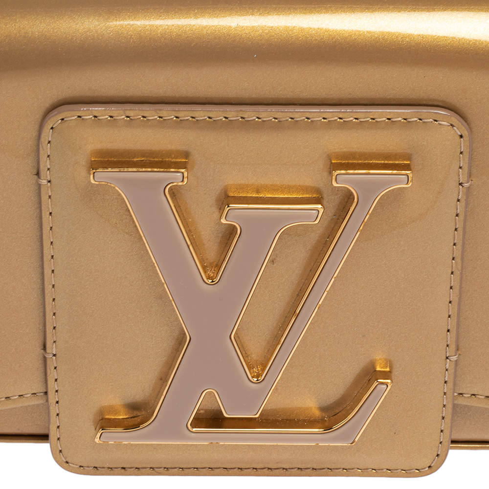 Louis Vuitton Beige Poudre Vernis Sobe Clutch Louis Vuitton