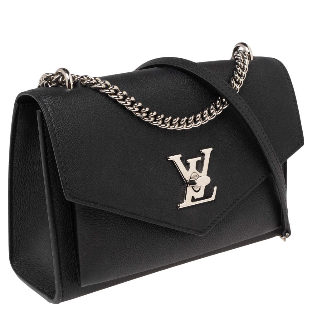 Louis Vuitton Lockme Ever BB Bag in Black Leather ref.560362 - Joli Closet