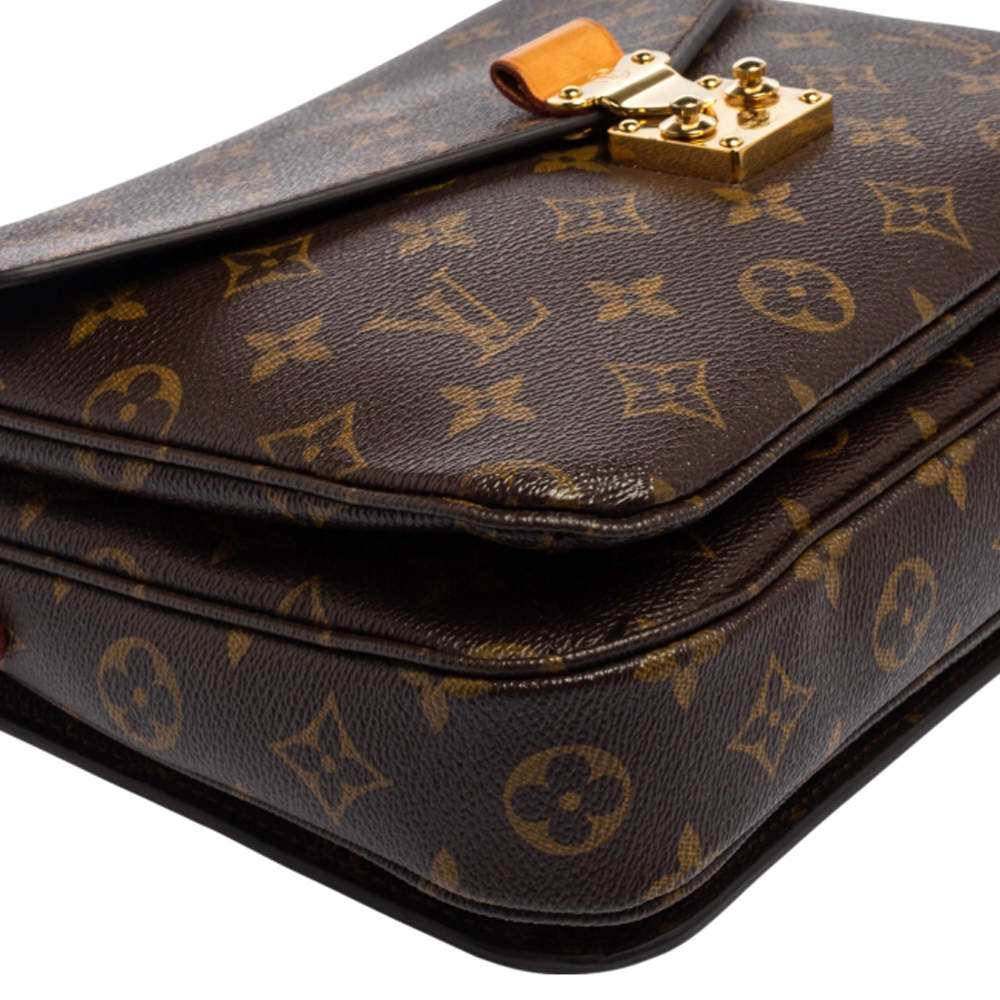 LOUIS VUITTON Monogram Pochette Metis 1196561