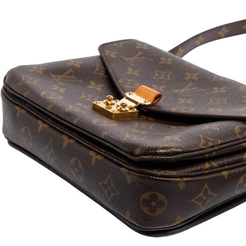 LOUIS VUITTON Monogram Pochette Metis 1196561