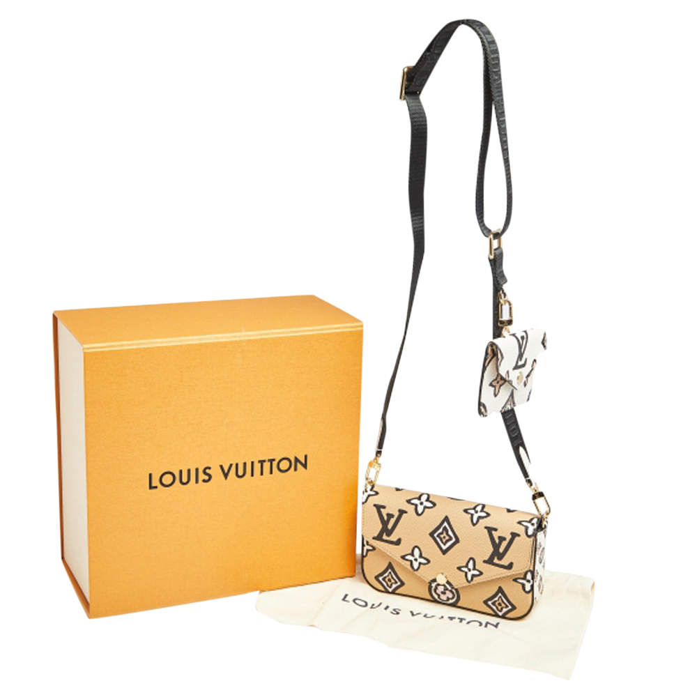 Louis Vuitton Strap And Go Wild At Heart Felicie Pochette Giant Monogram  Bag in 2023