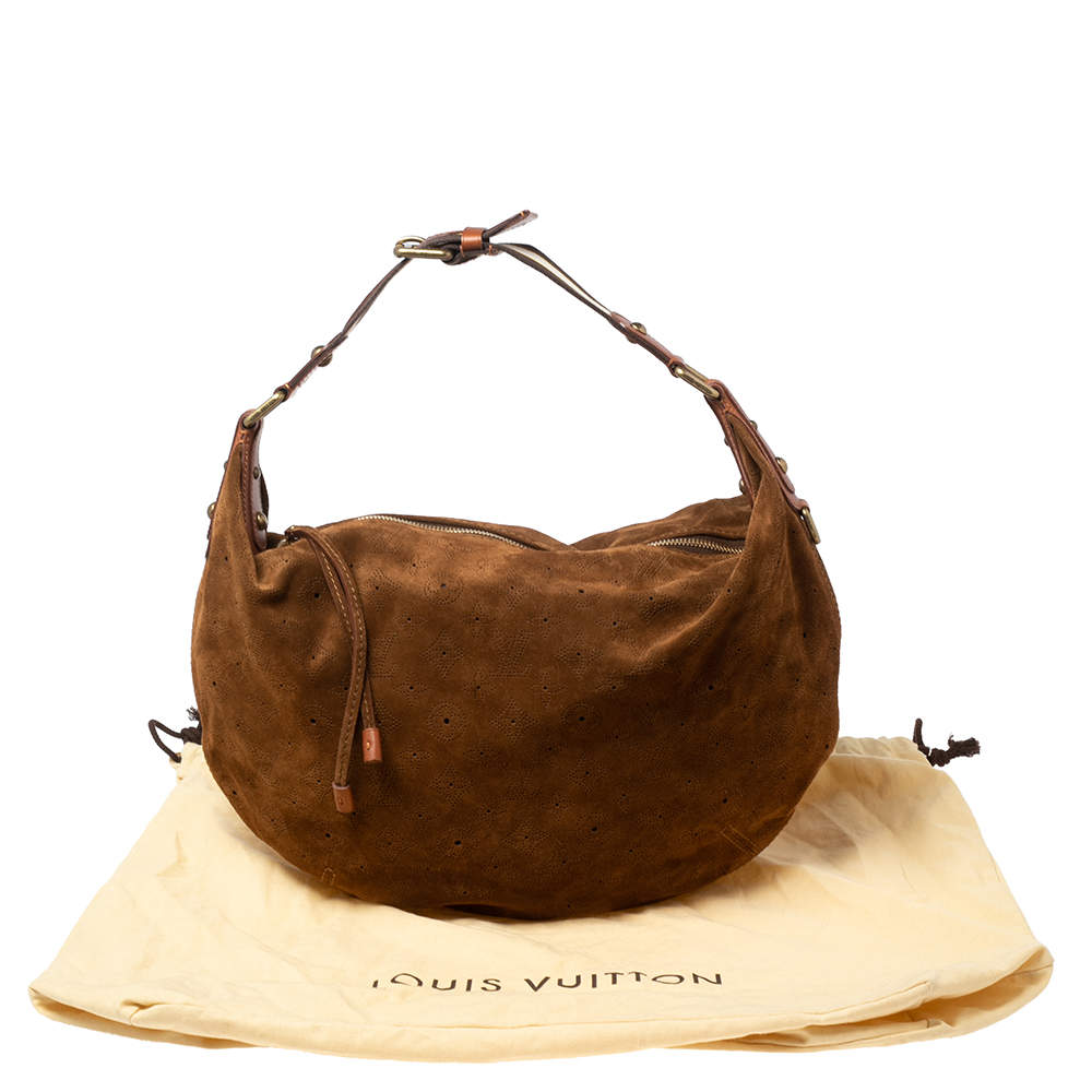 Louis Vuitton n Cacao Brown Suede Mahina Onatah GM Hobo Croissant Leather  ref.689208 - Joli Closet