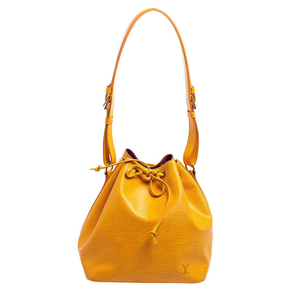 Leather handbag Louis Vuitton Yellow in Leather - 30721177