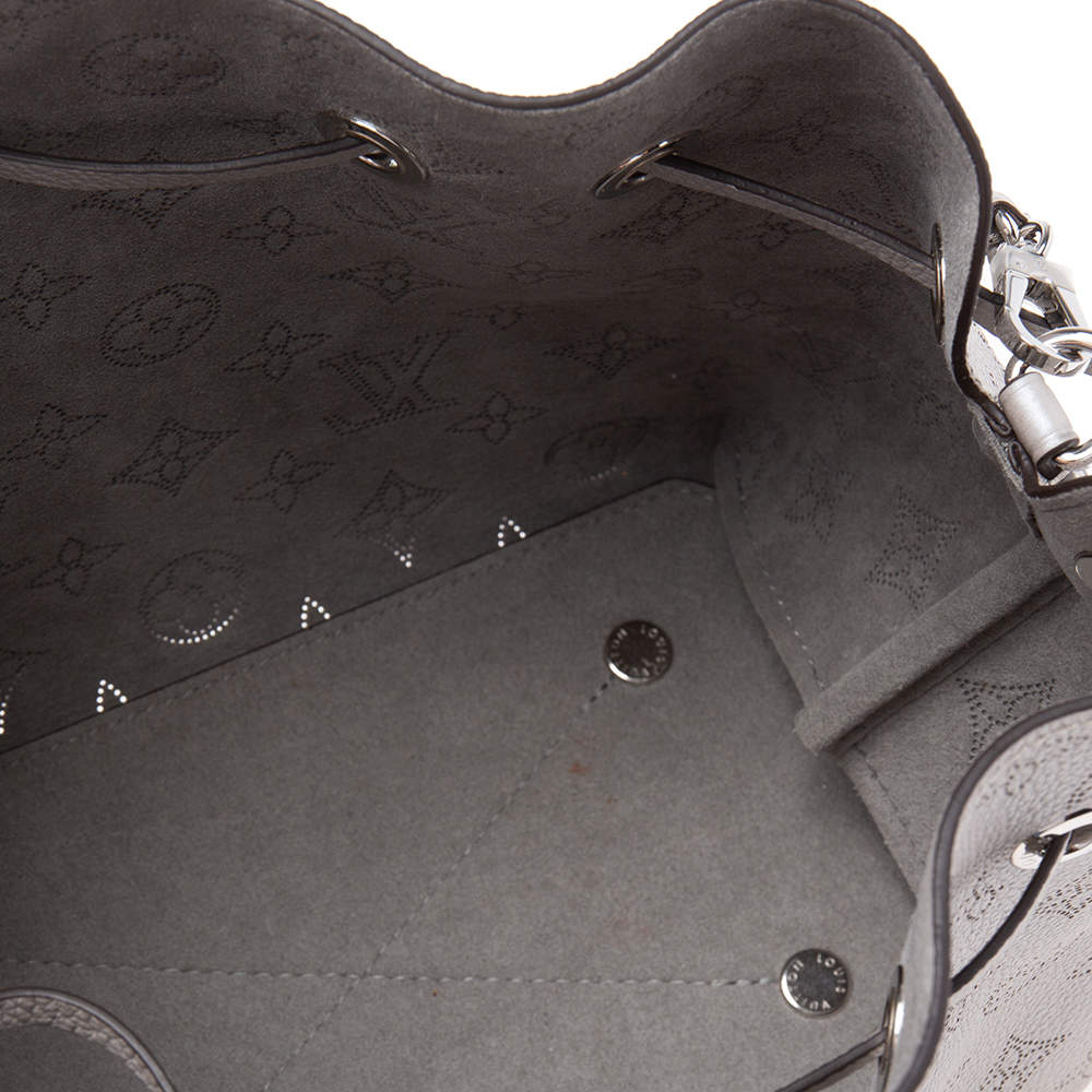 Louis Vuitton Gris Souris Monogram Mahina Leather Bella Bucket Bag Louis  Vuitton | The Luxury Closet