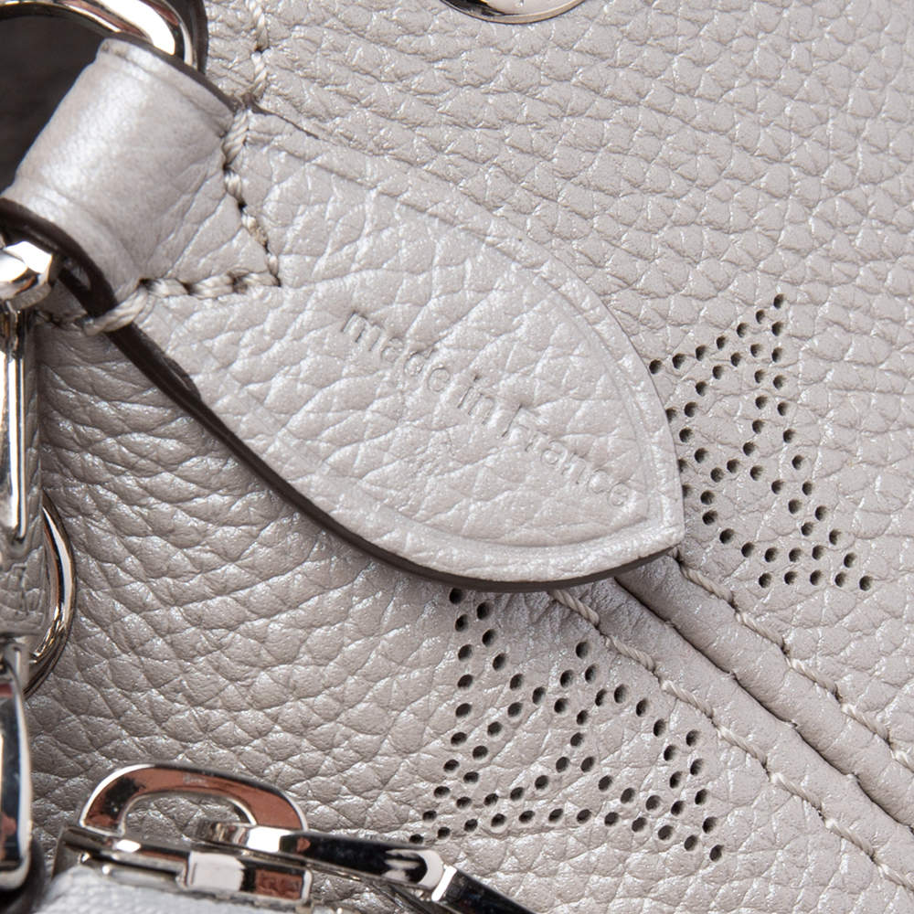 Shop Louis Vuitton MONOGRAM Slim purse (M80348) by Bellaris
