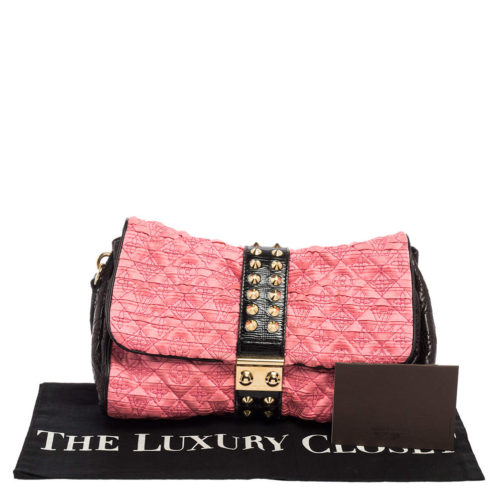 Louis Vuitton Limited Edition Bunny Pink Monogram Coquette Pochette at  1stDibs