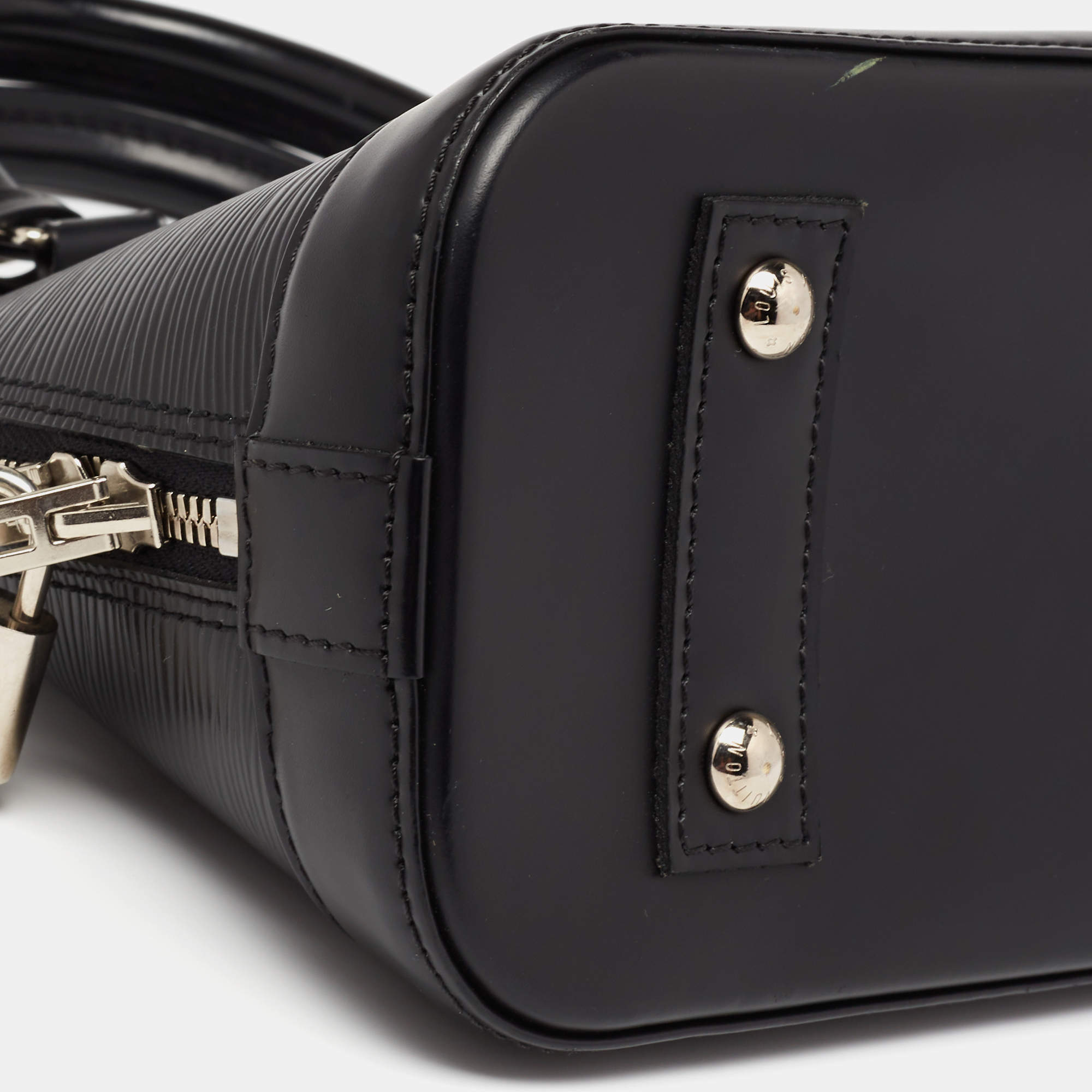 Alma BB Epi Leather - Women - Handbags, LOUIS VUITTON ®