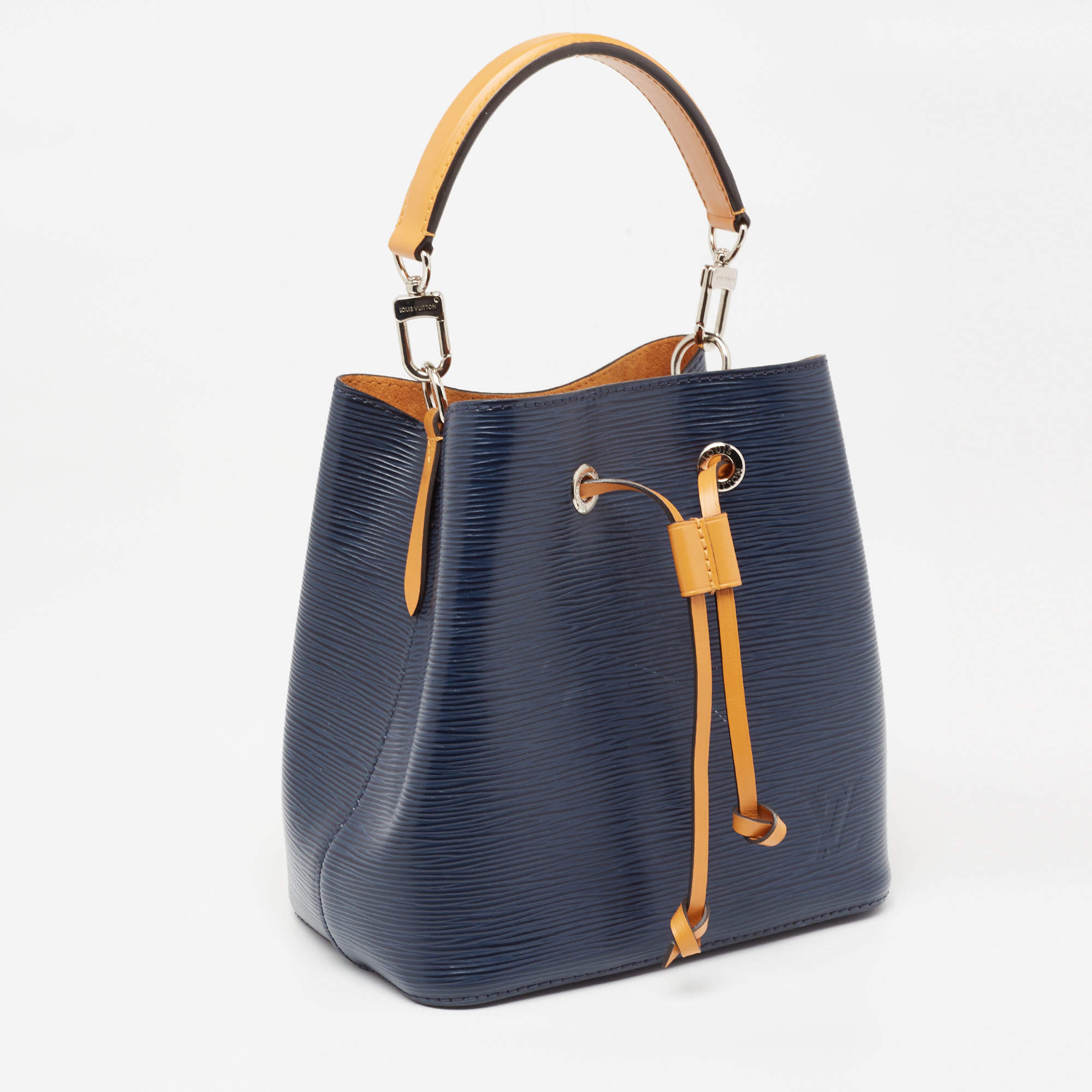 Louis Vuitton // 2021 Indigo Safran Epi Leather NéoNoé BB Bucket Crossbody  Bag – VSP Consignment