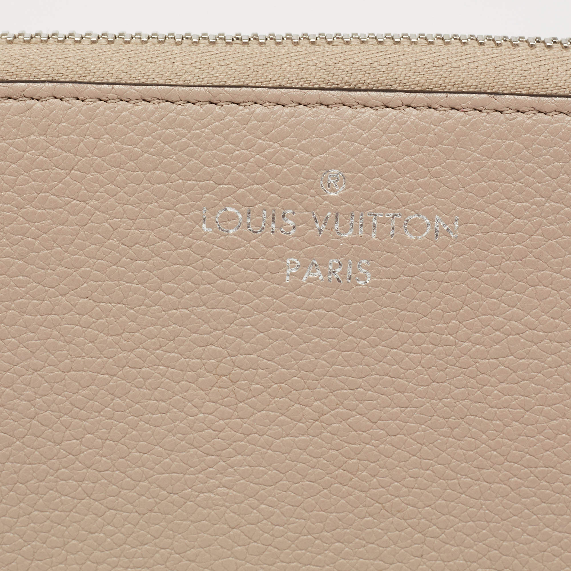 Louis Vuitton Grey Galet Veau Cachemire Leather Comete Wallet - MyDesignerly