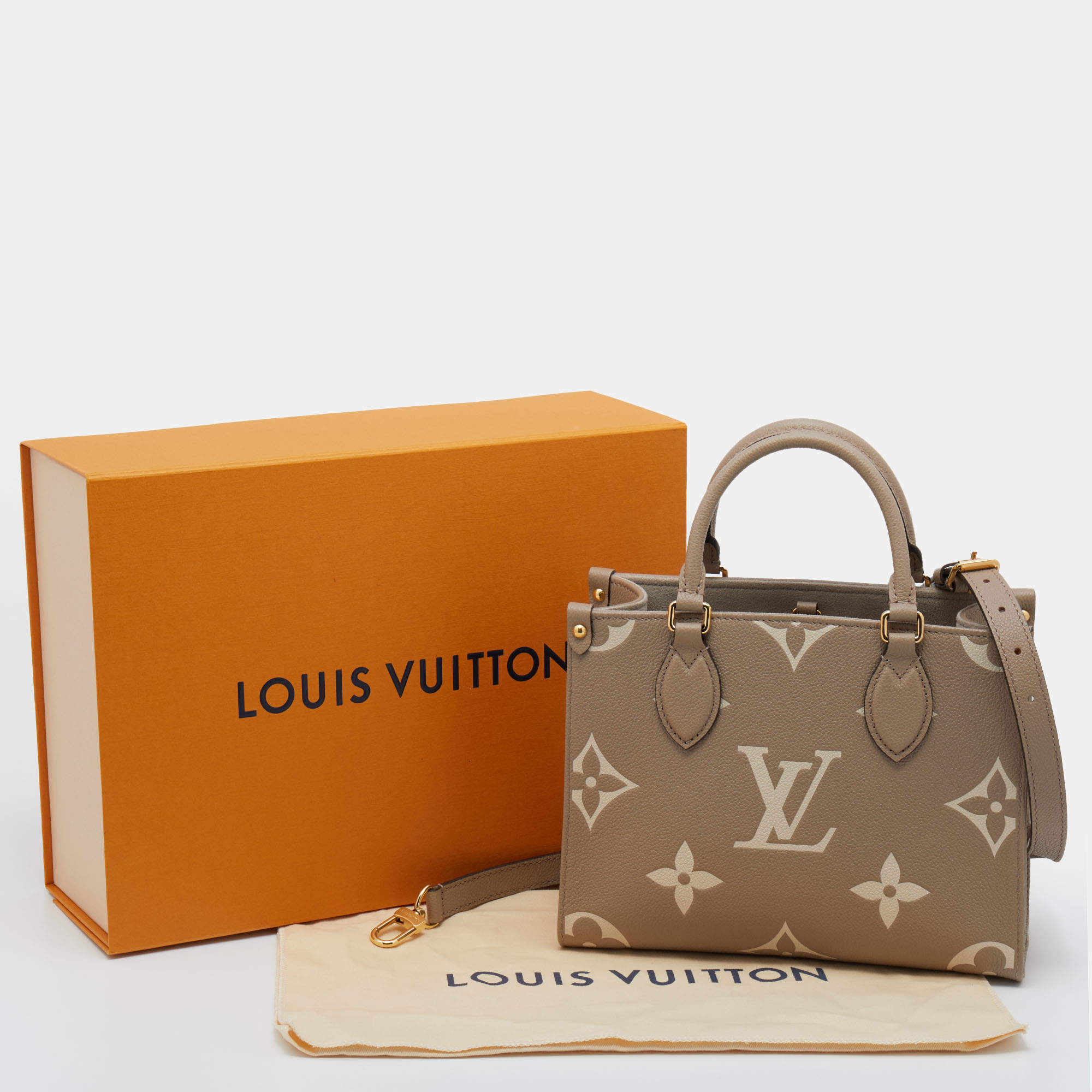 Louis Vuitton Black Monogram Empreinte Leather Onthego MM Bag - Yoogi's  Closet