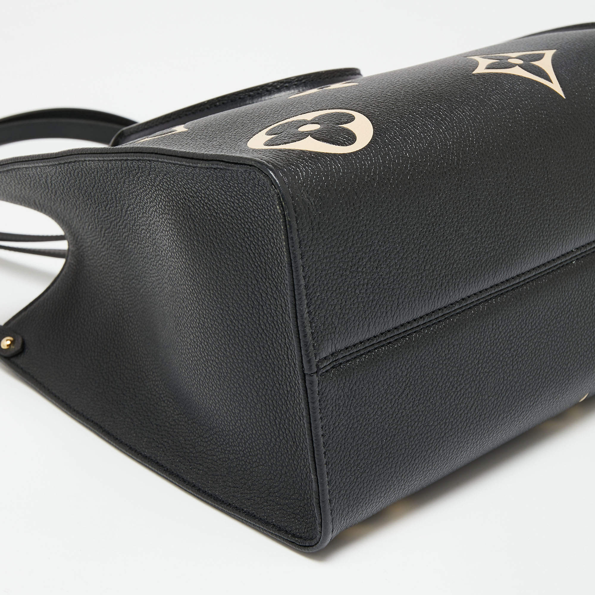 OnTheGo MM Monogram Empreinte Leather - Handbags M46542