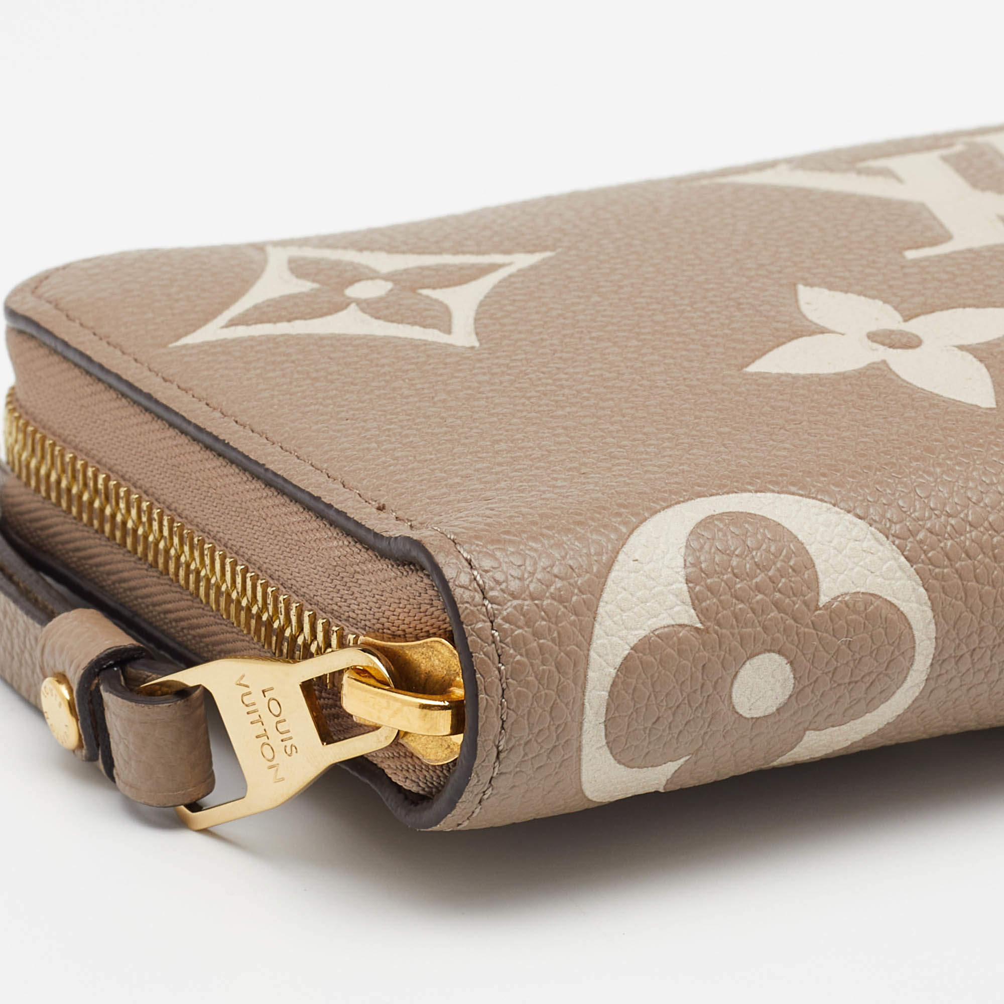 Louis Vuitton Brown Monogram Empreinte Zippy Wallet Beige Leather  ref.918355 - Joli Closet