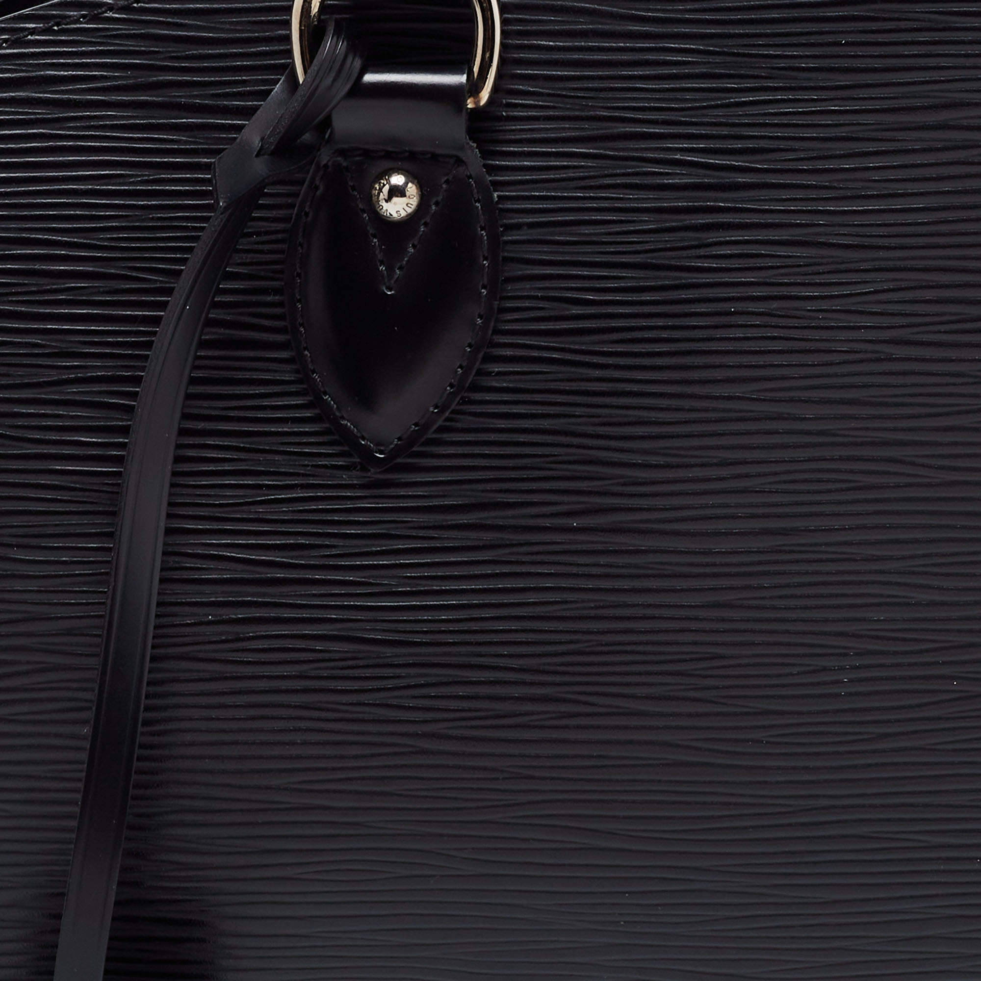 Heritage Vintage: Louis Vuitton Black Epi Leather Pont-Neuf Bag