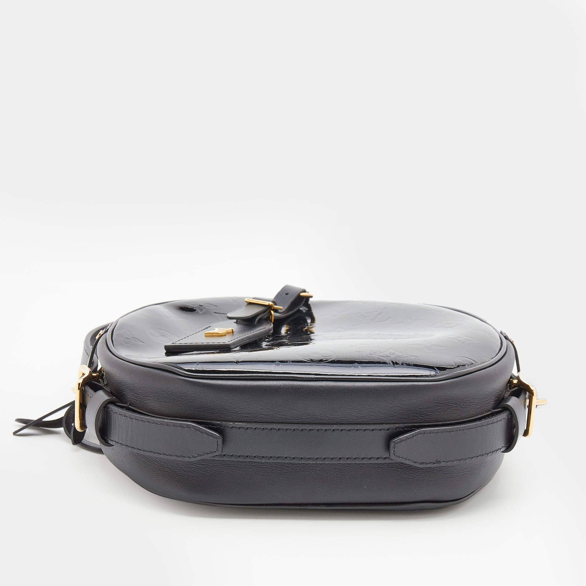 Boite Chapeau Souple MM Monogram Vernis Leather in Black - Handbags M5 –  ZAK BAGS ©️