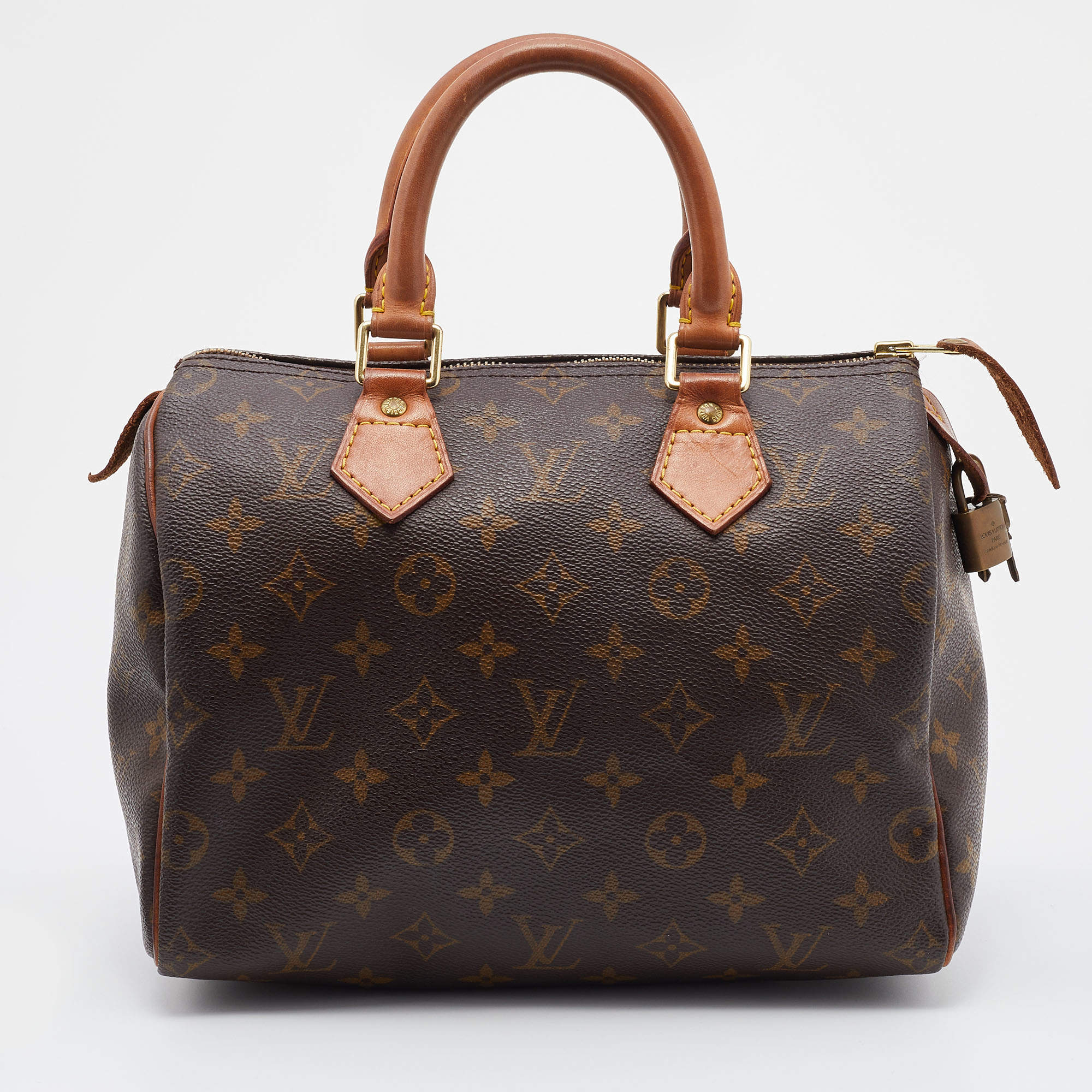 مملوكة مسبقًا Louis Vuitton Monogram Canvas Speedy 25 Bag