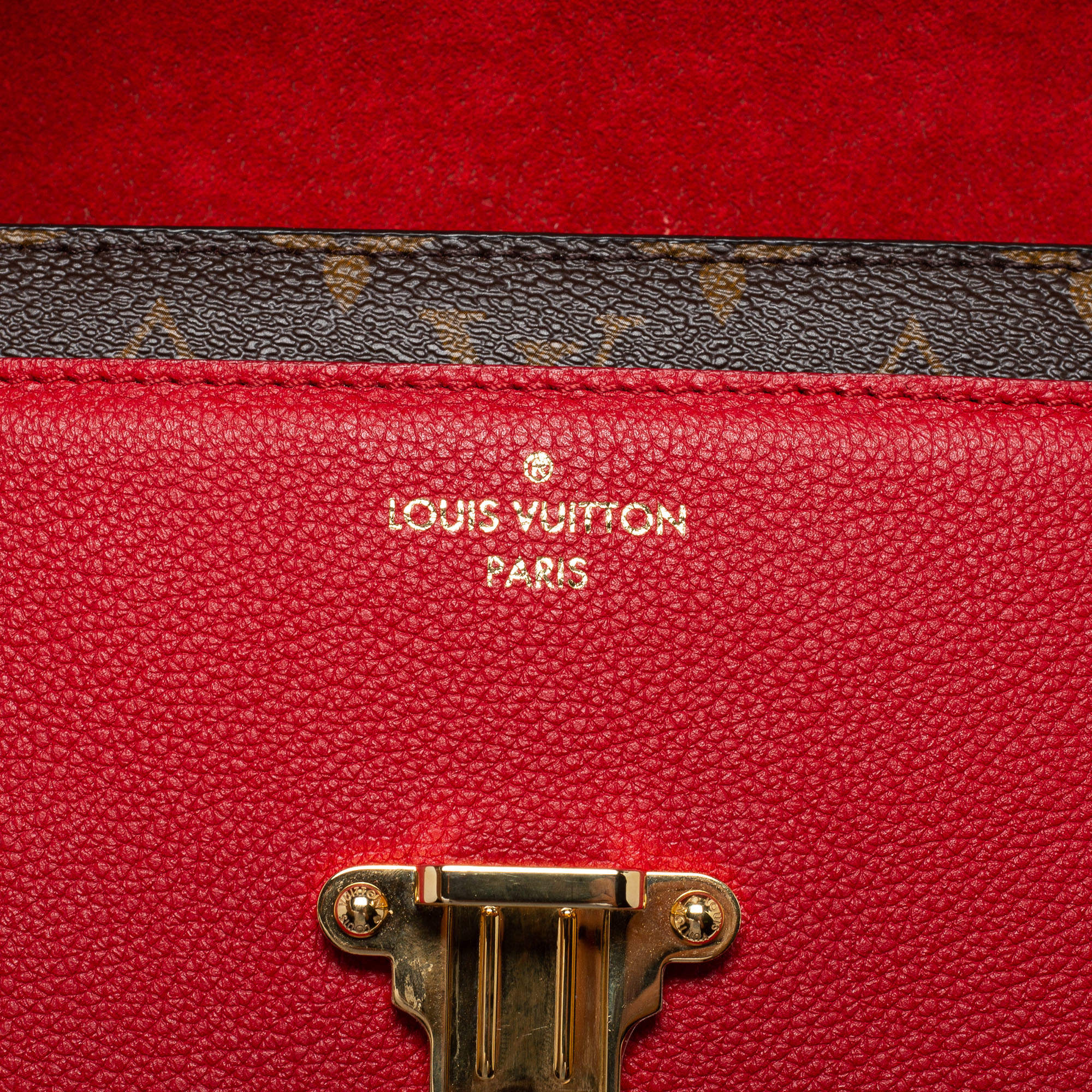 Victoire vinyl handbag Louis Vuitton Red in Vinyl - 36352339