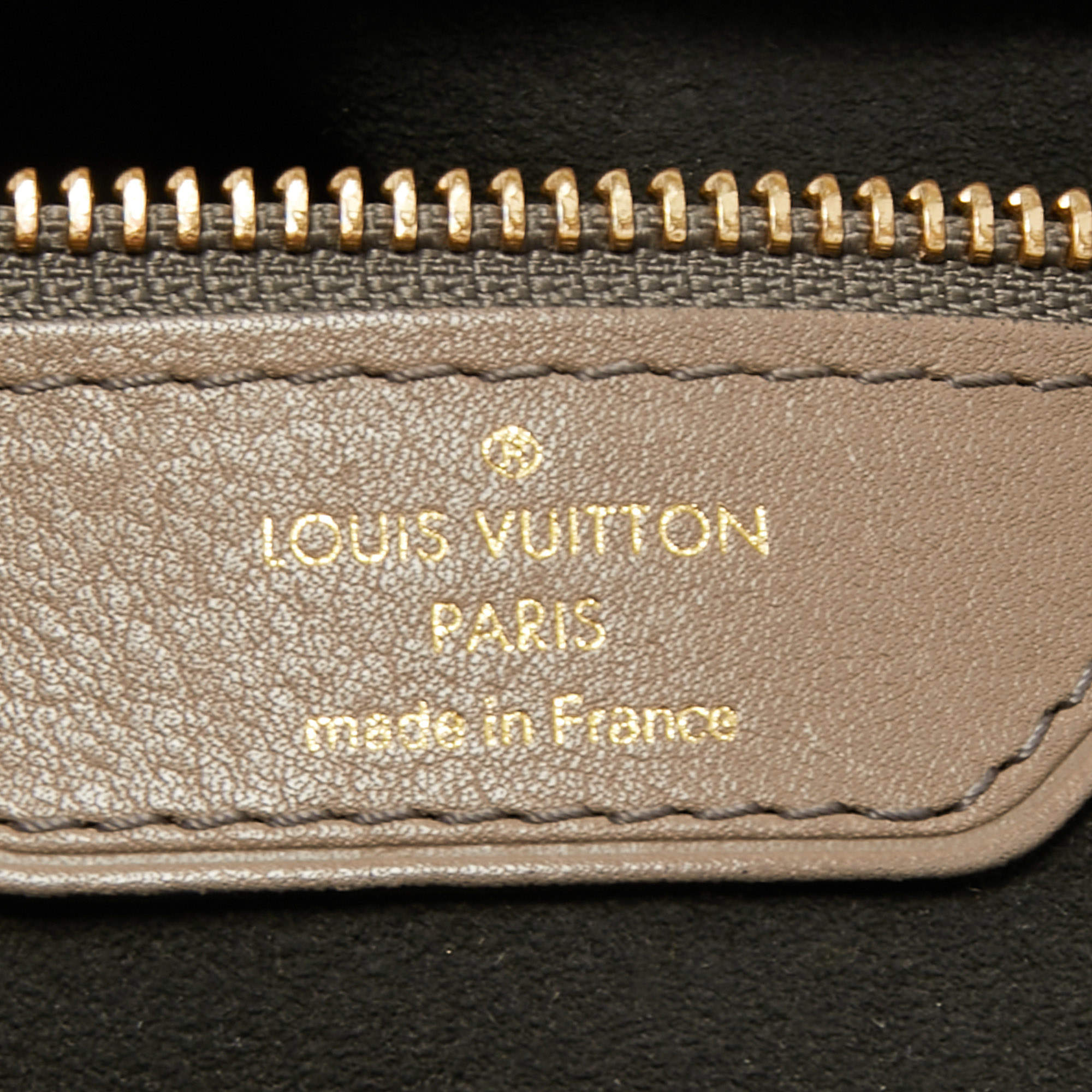 Louis Vuitton Cream Monogram Mahina Cirrus MM QJB0UFGKAA000