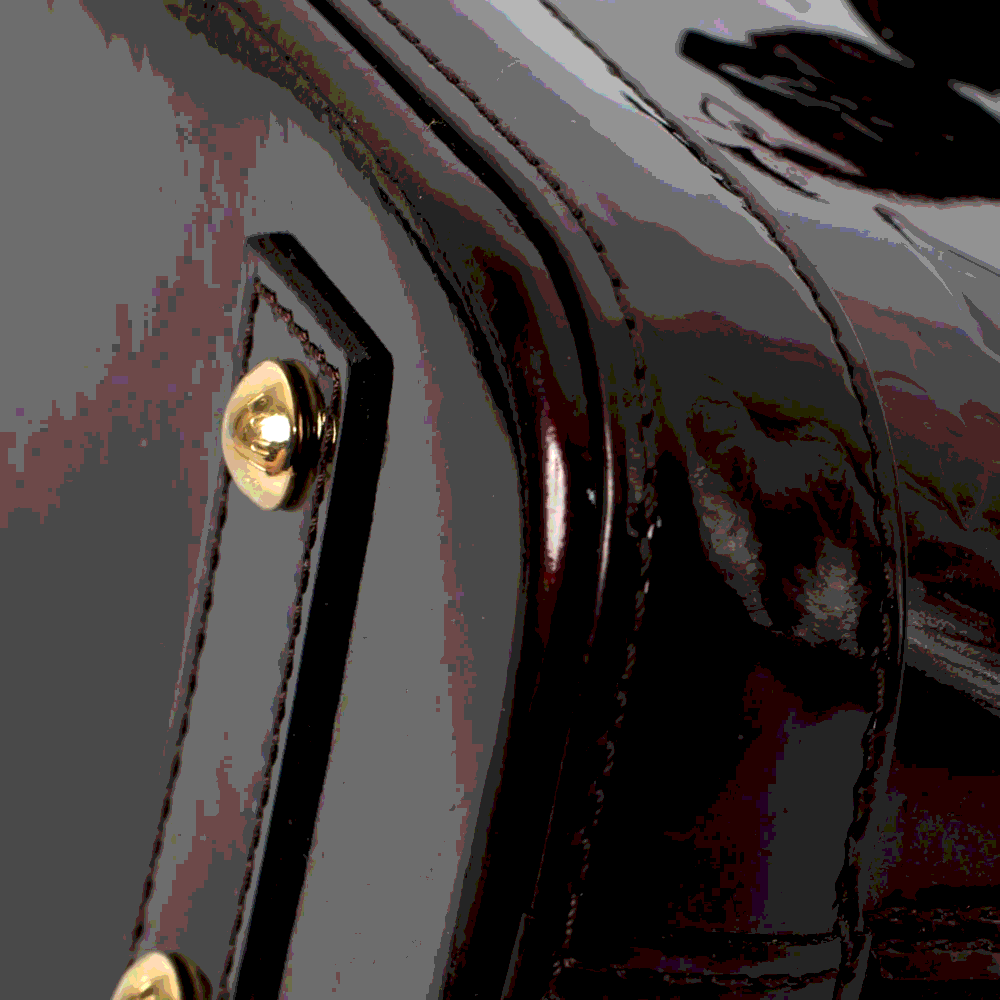 Sac à main alma bb en cuir verni Louis Vuitton Black in Patent leather -  37616858