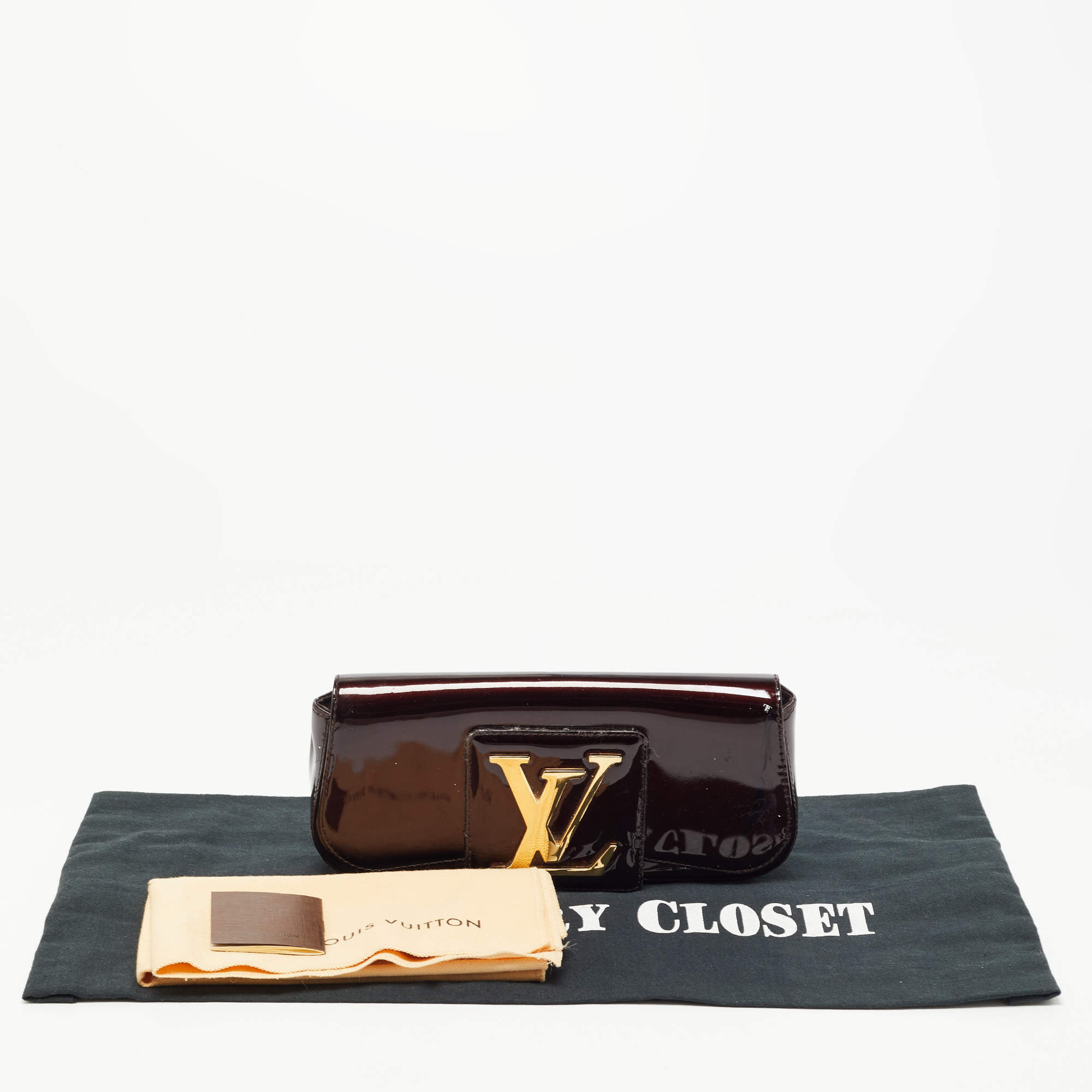 LOUIS VUITTON Patent Sobe Clutch Amarante 75014