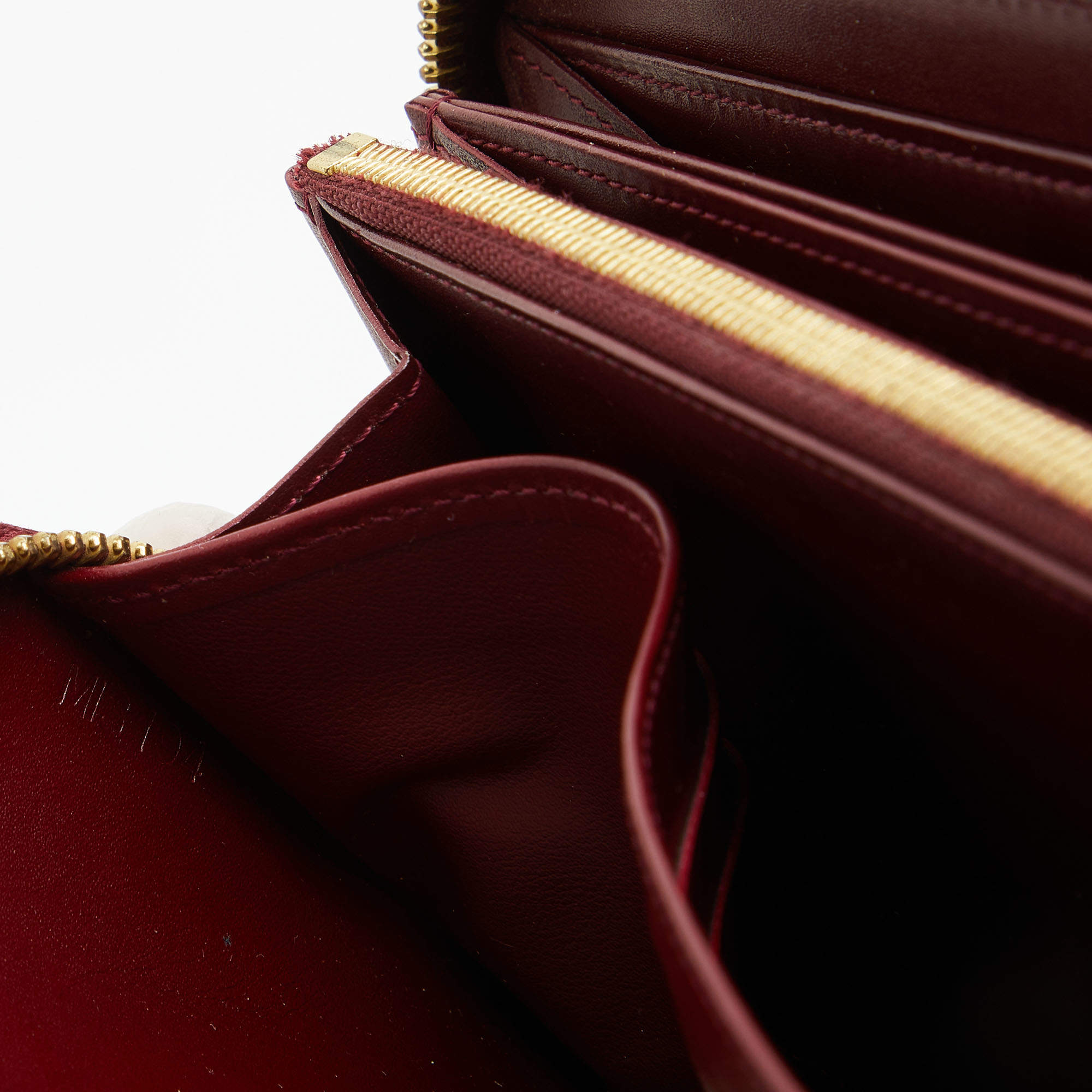 M90020 Louis Vuitton Monogram Vernis Embossed Zippy Wallet Suede Rose