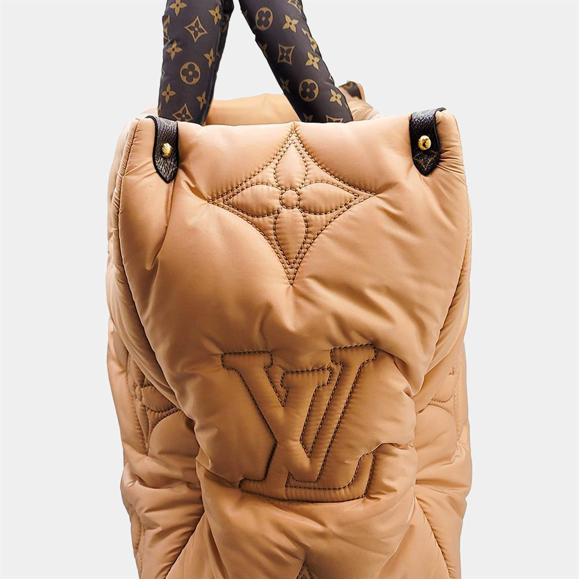 Louis Vuitton OnTheGo Tote Monogram Quilted Econyl Nylon GM at 1stDibs  louis  vuitton nylon tote, louis vuitton nylon bag, louis vuitton econyl