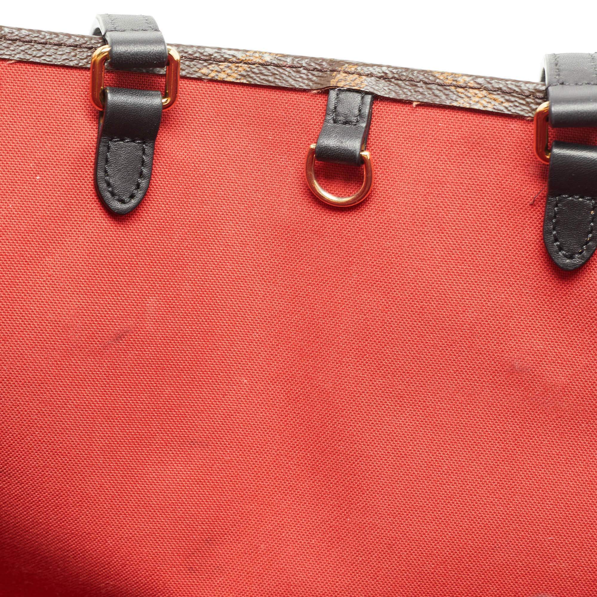 Louis Vuitton Monogram Giant Reverse OnTheGo MM Tote Bag Brown ref.738169 -  Joli Closet