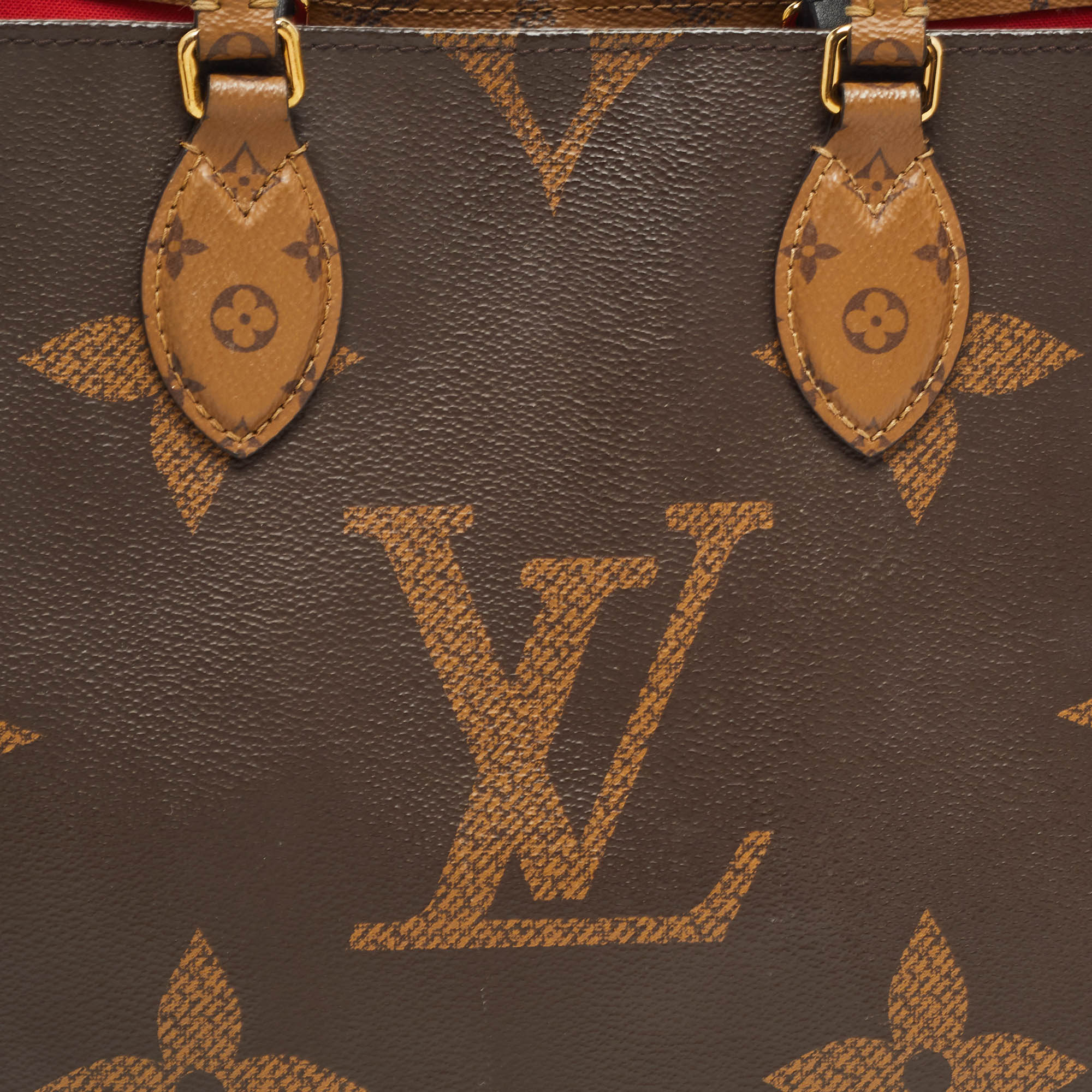 Louis Vuitton 2020 Reverse Monogram Giant OnTheGo MM - Brown Totes,  Handbags - LOU717362