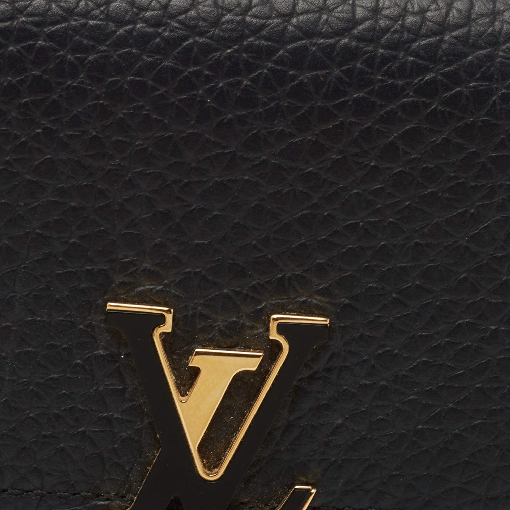 Louis Vuitton Women's Black Taurillion Leather Capucines Compact Sunny  Wallet M63463 – Luxuria & Co.