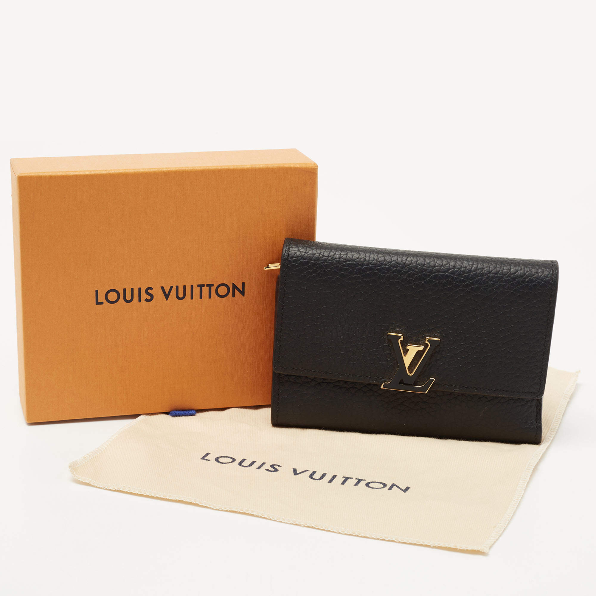 LOUIS VUITTON Taurillon Capucines Compact Wallet Marine Rouge 1205693