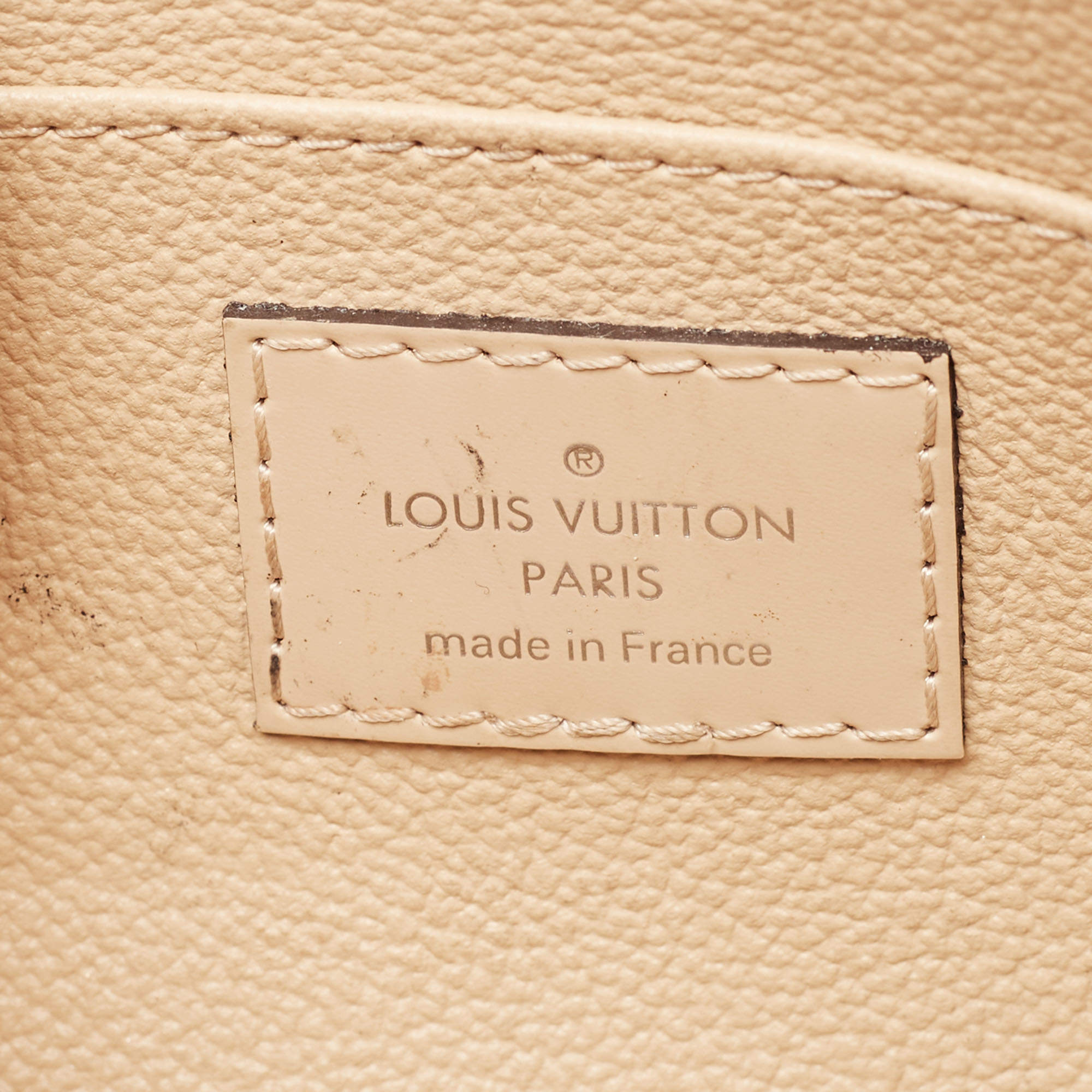 Louis Vuitton Dune Epi Pochette Cosmetique QJA0C910PB014